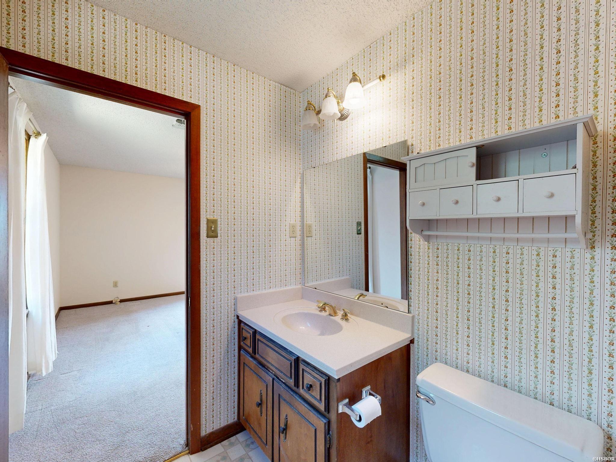 106 Torrey Court Property Photo 32