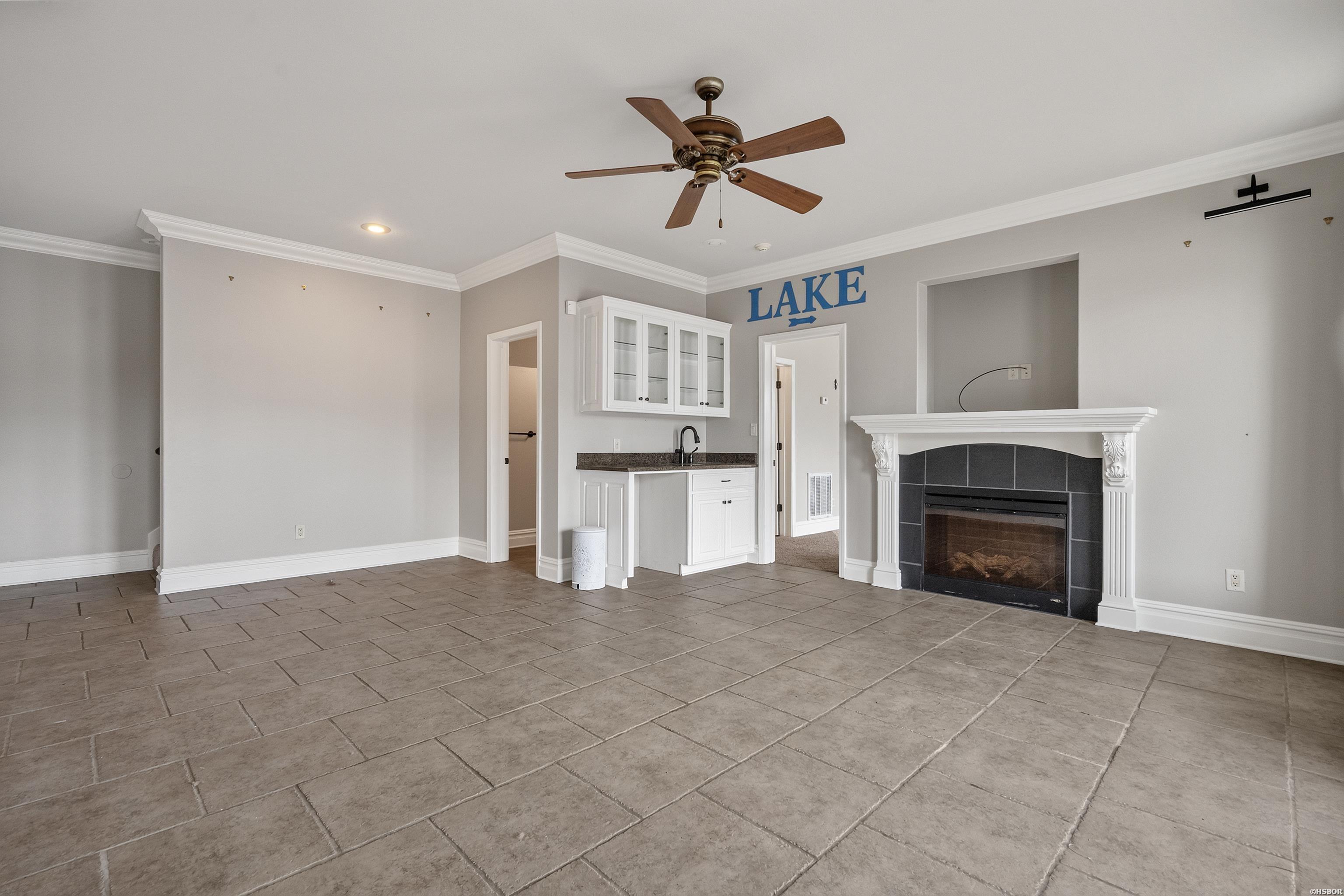 1380 Airport Road Property Photo 15
