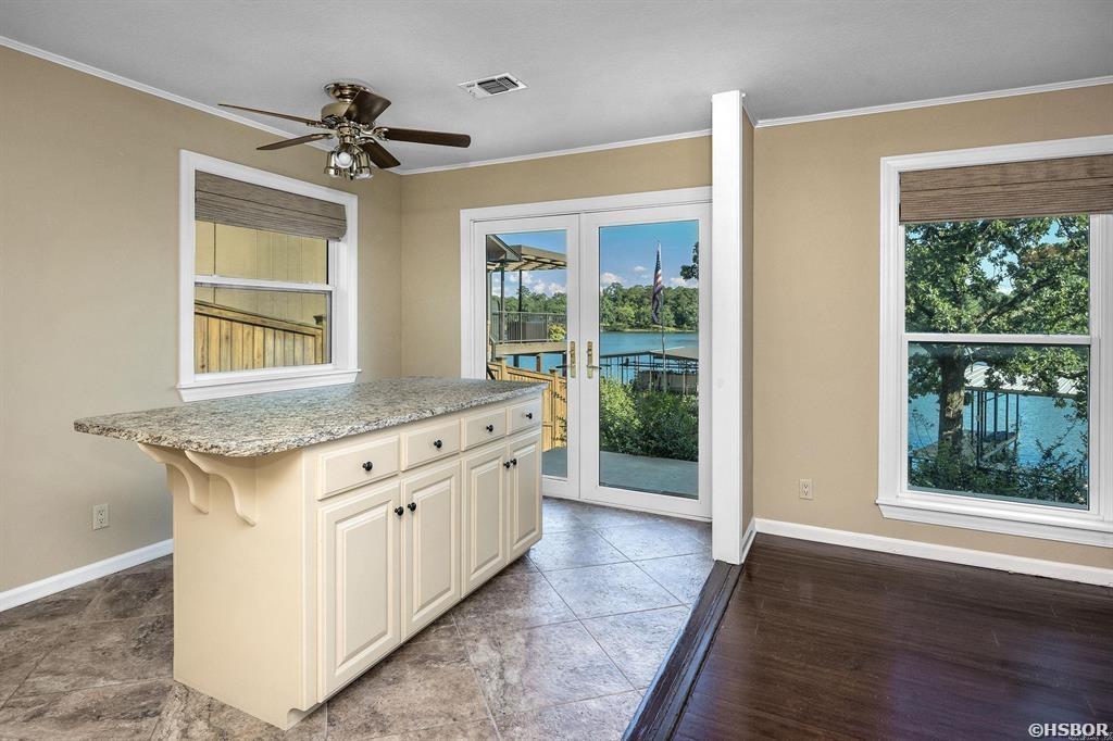 104 Stately Property Photo 29