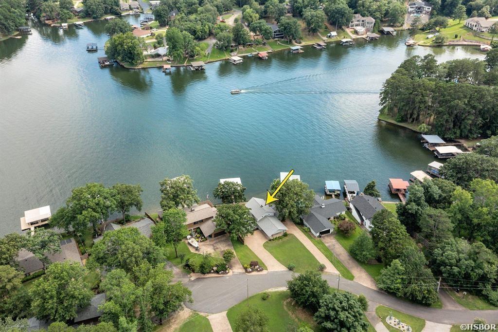 104 Stately Property Photo 30
