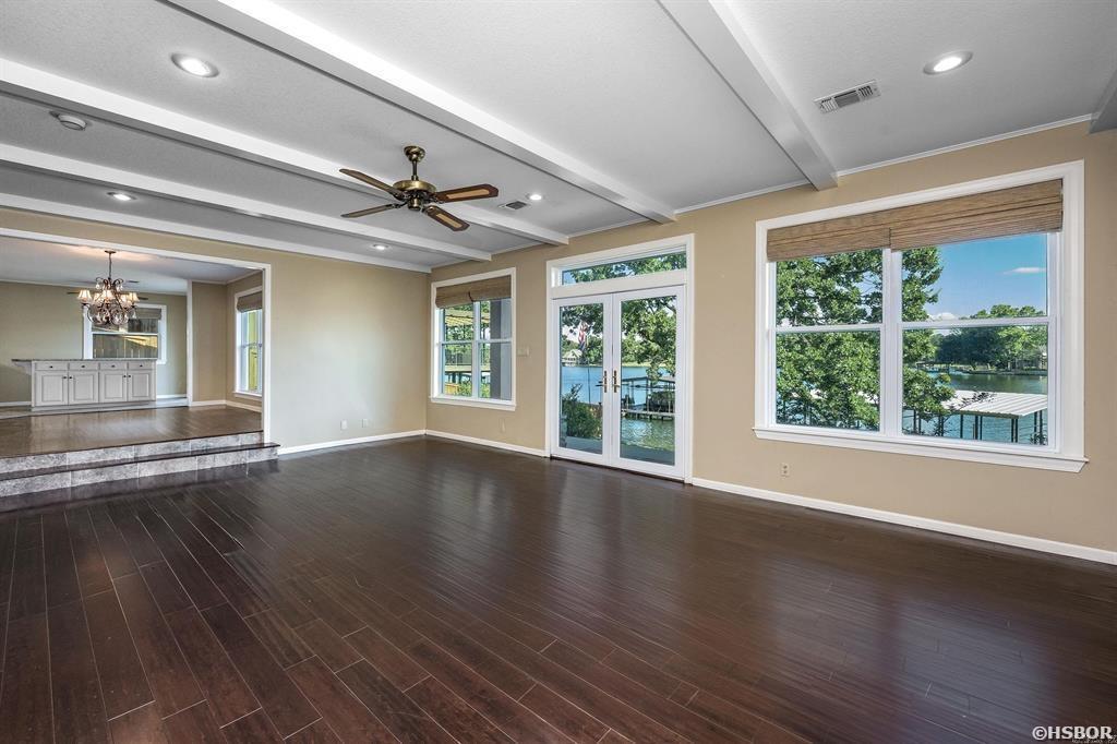 104 Stately Property Photo 41