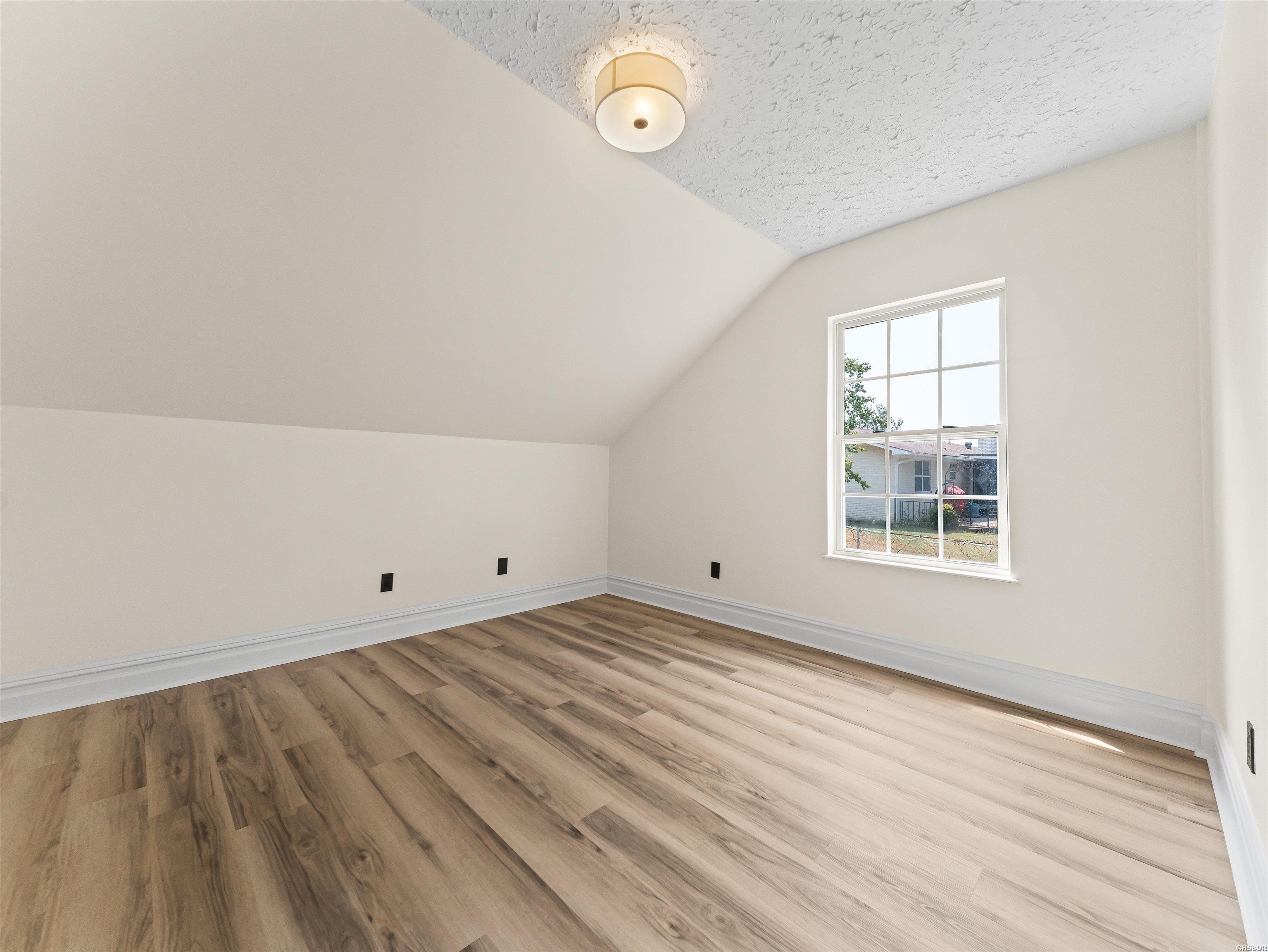 109 Gabor Lane Property Photo 32