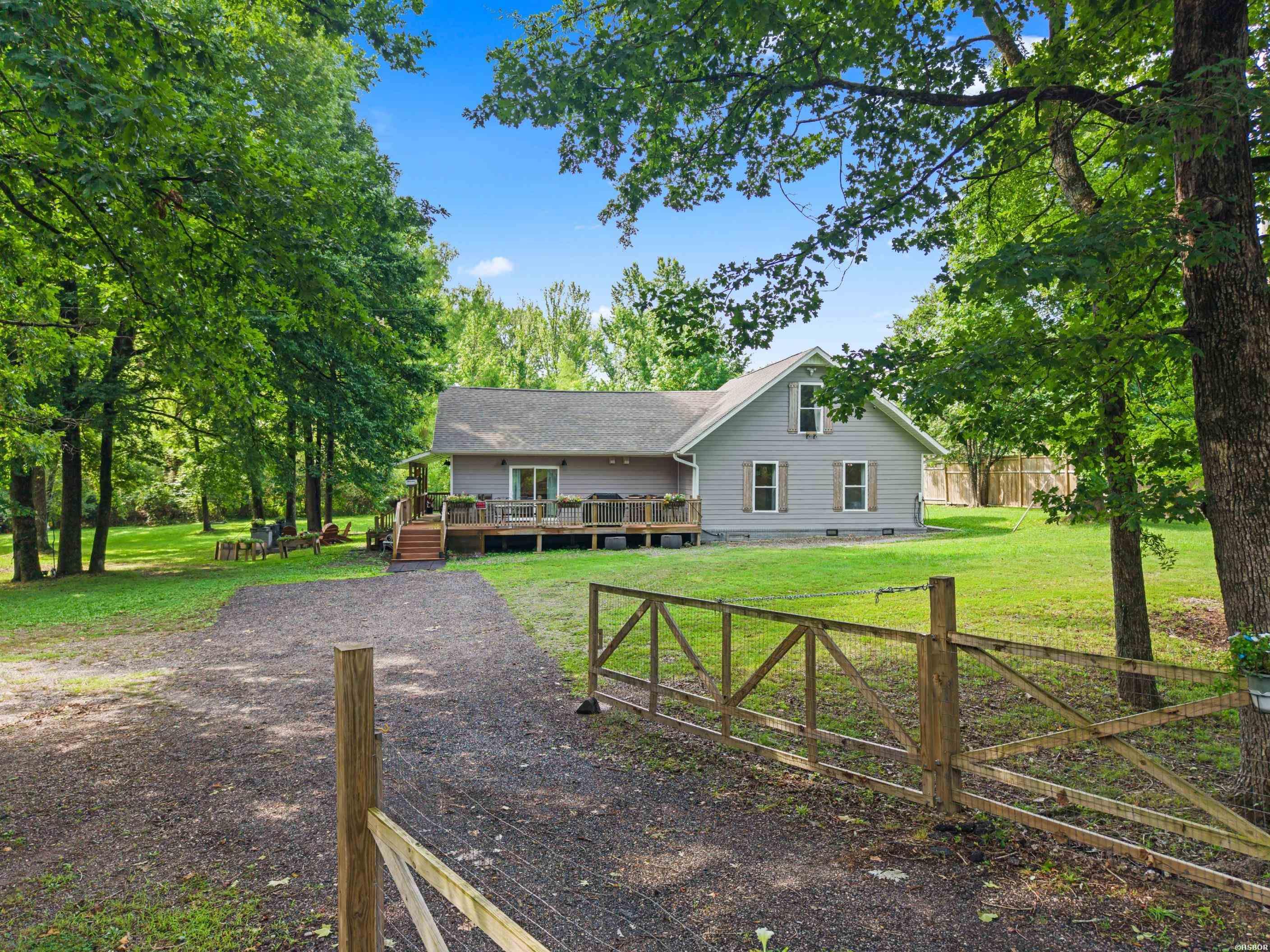 1556 Hamilton Dairy Property Photo 2