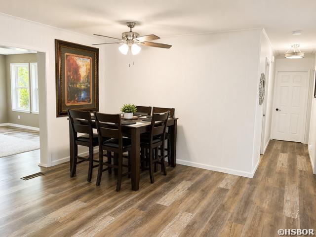 410 Cedarwood Street Property Photo 5
