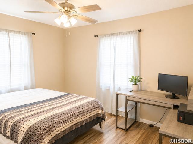410 Cedarwood Street Property Photo 11