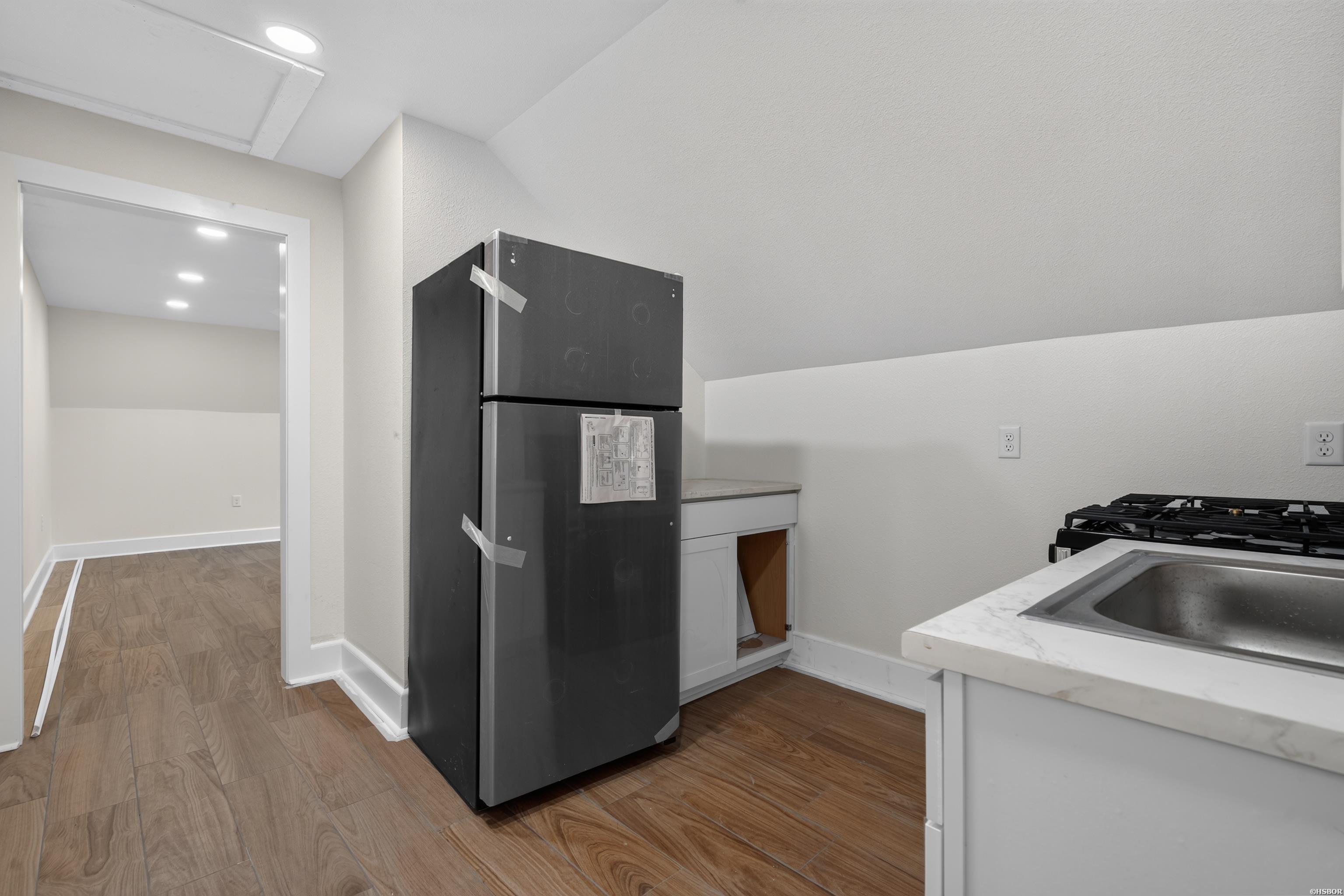 121 Second Street Property Photo 22