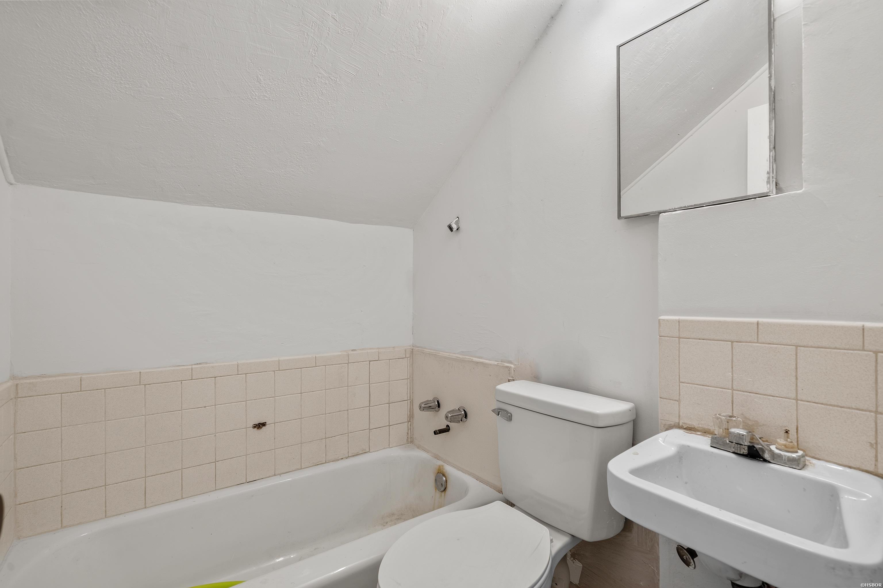 121 Second Street Property Photo 26