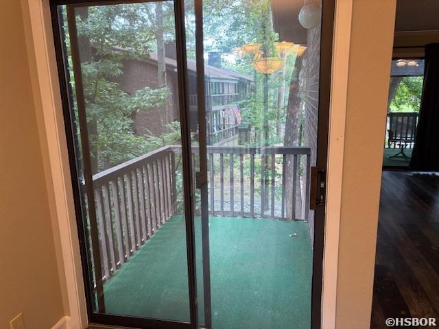 2325 Lakeshore Drive Property Photo 14