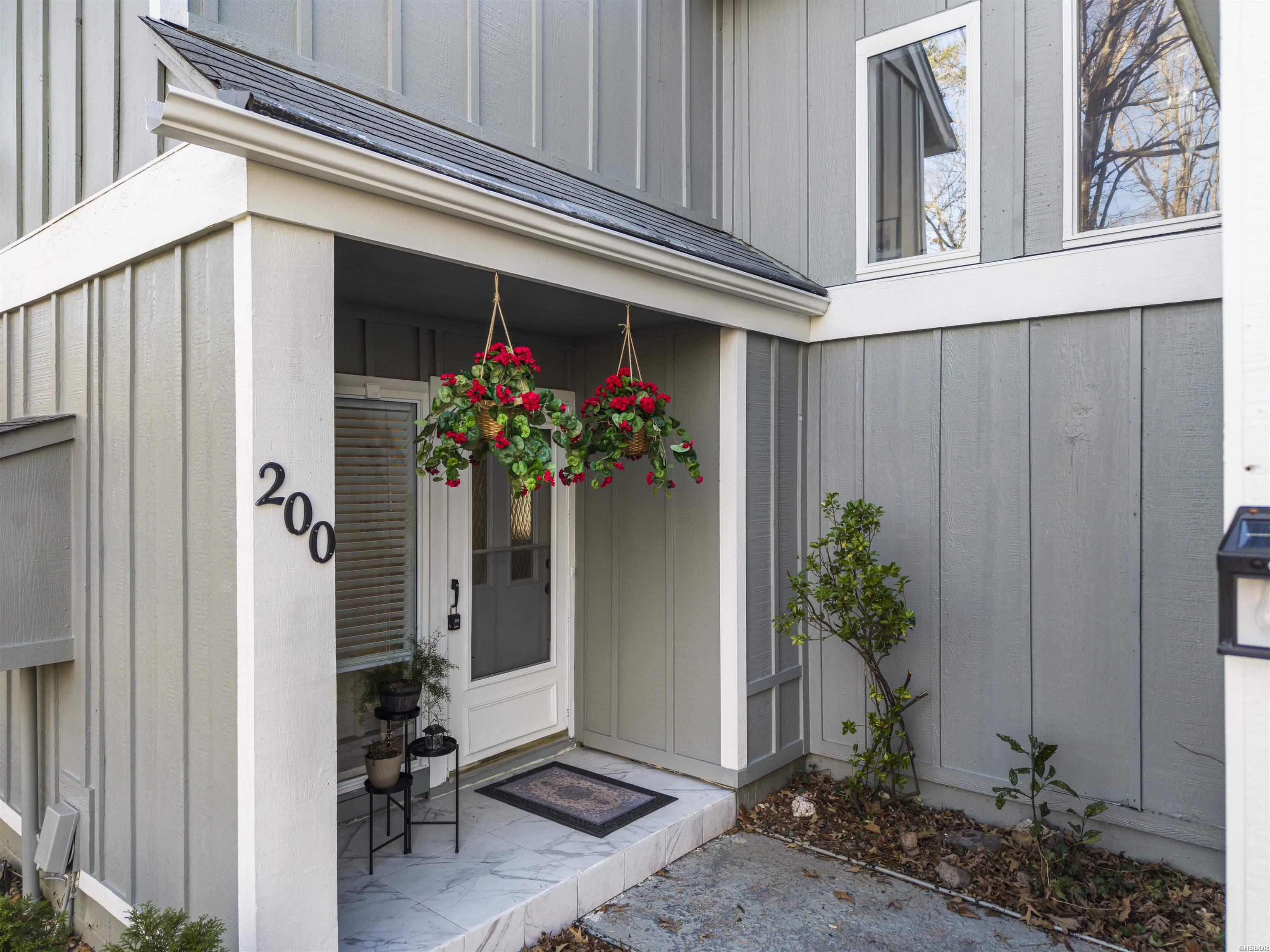 200 Gaucho Lane Property Photo 4