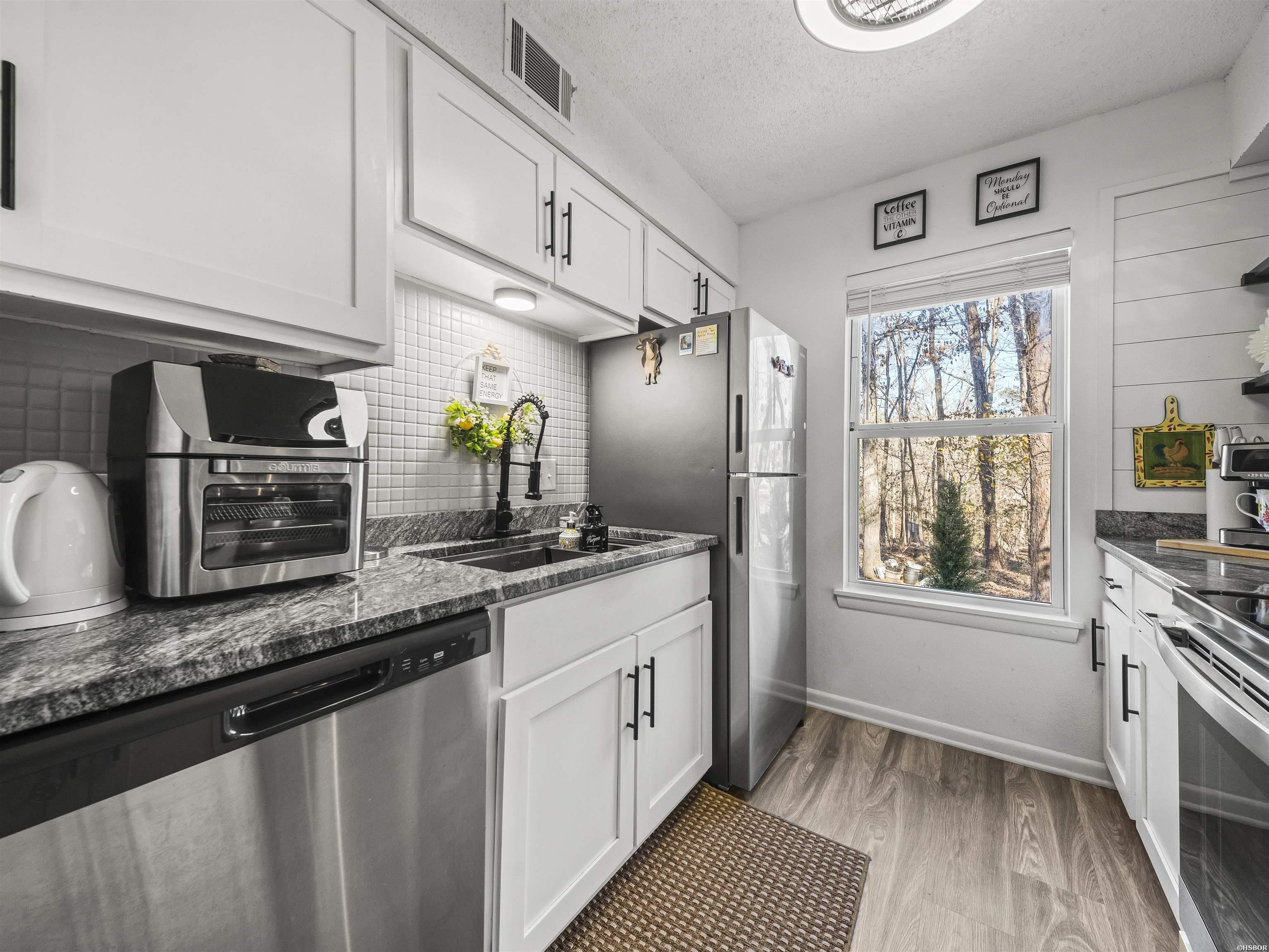 200 Gaucho Lane Property Photo 12