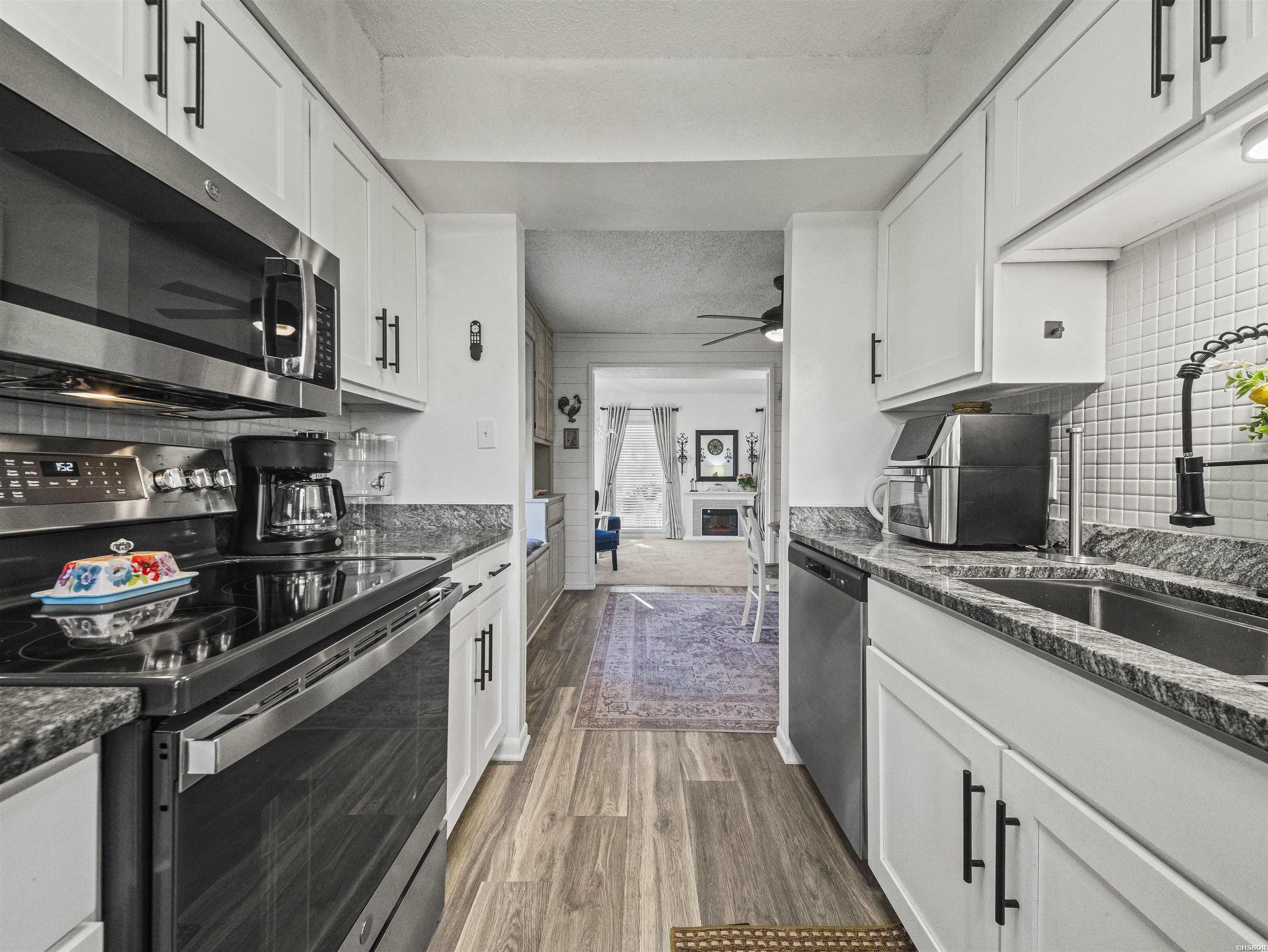 200 Gaucho Lane Property Photo 14