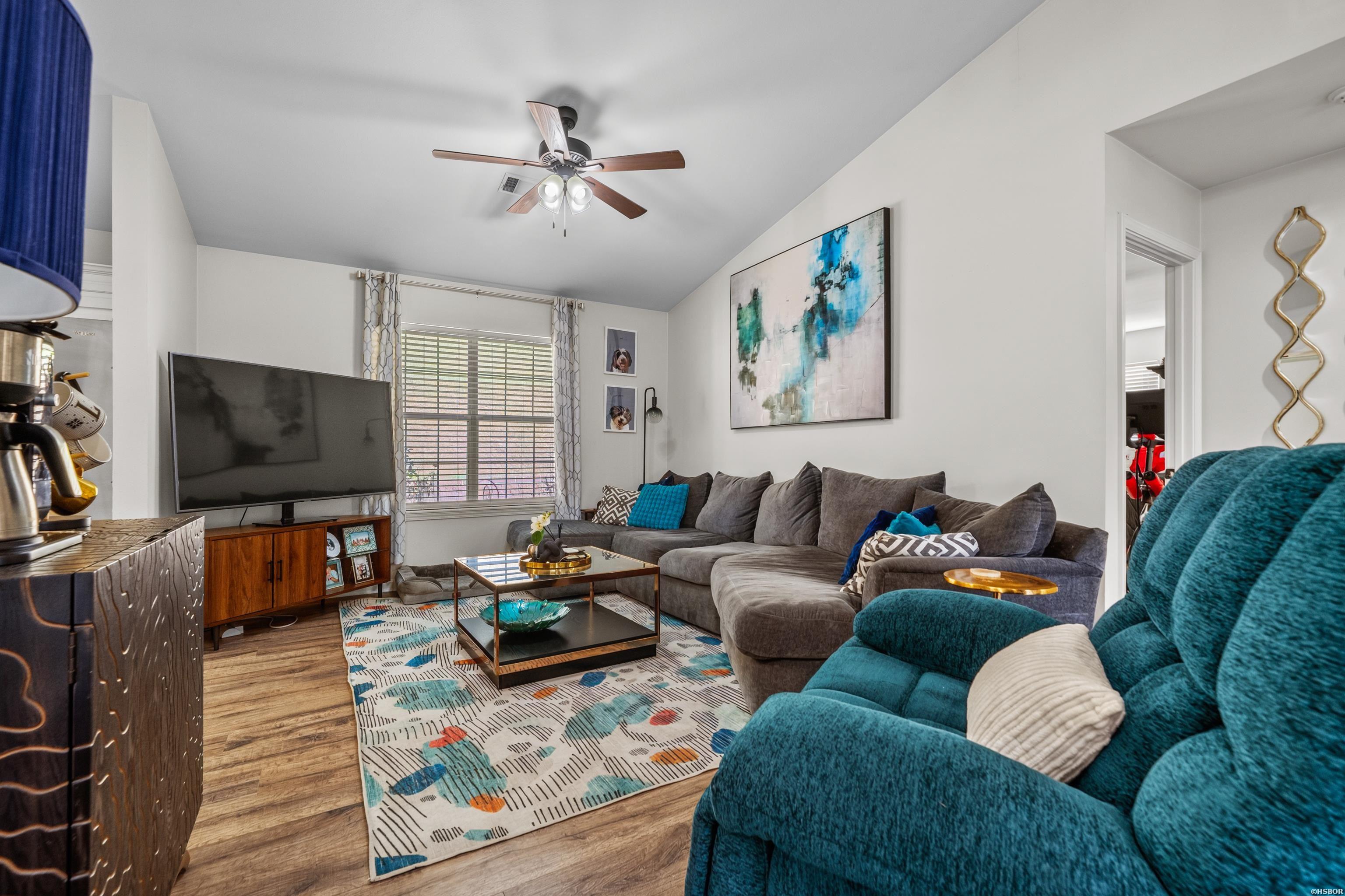 102 Gramercy Property Photo 18