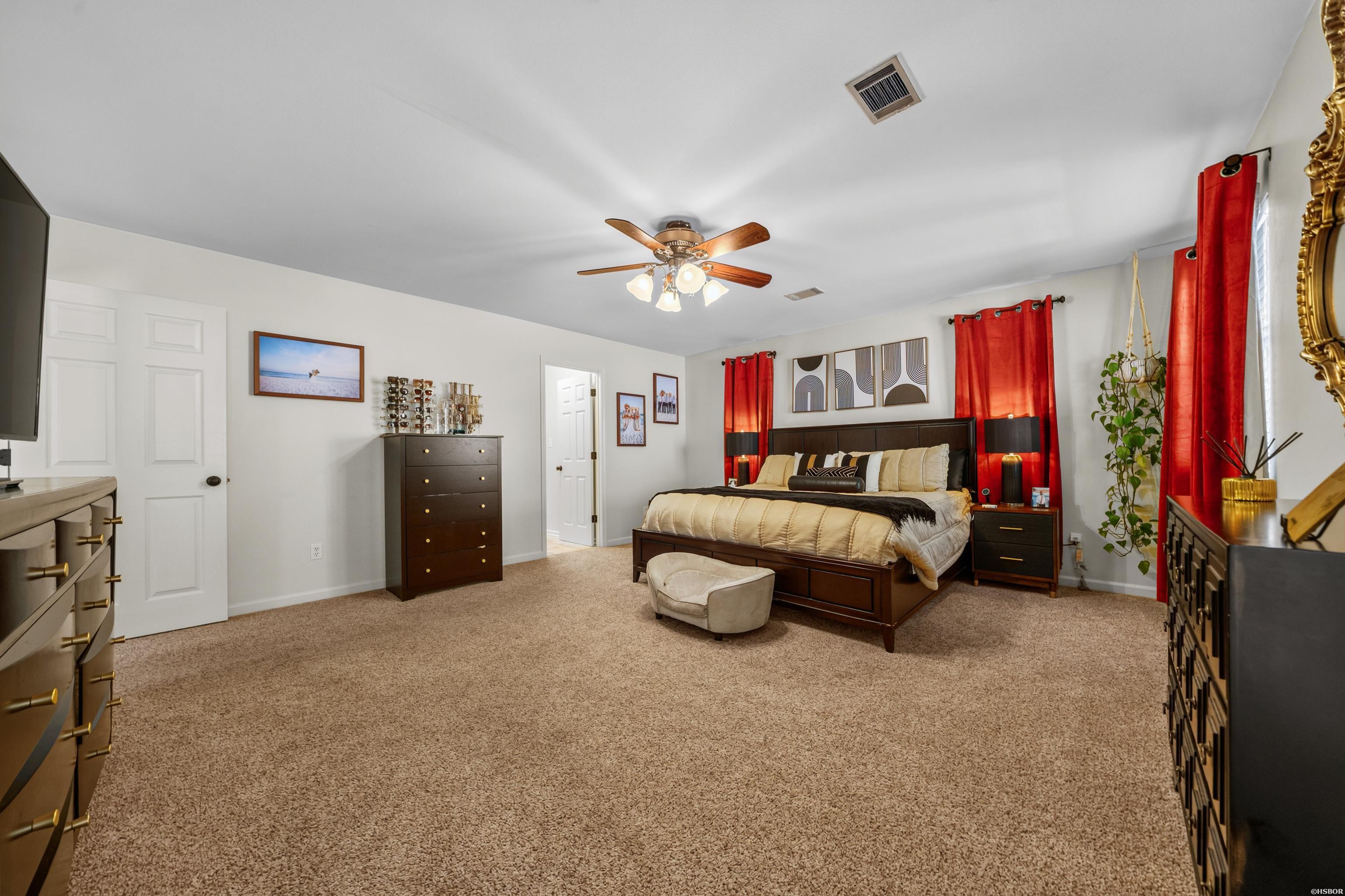 102 Gramercy Property Photo 29