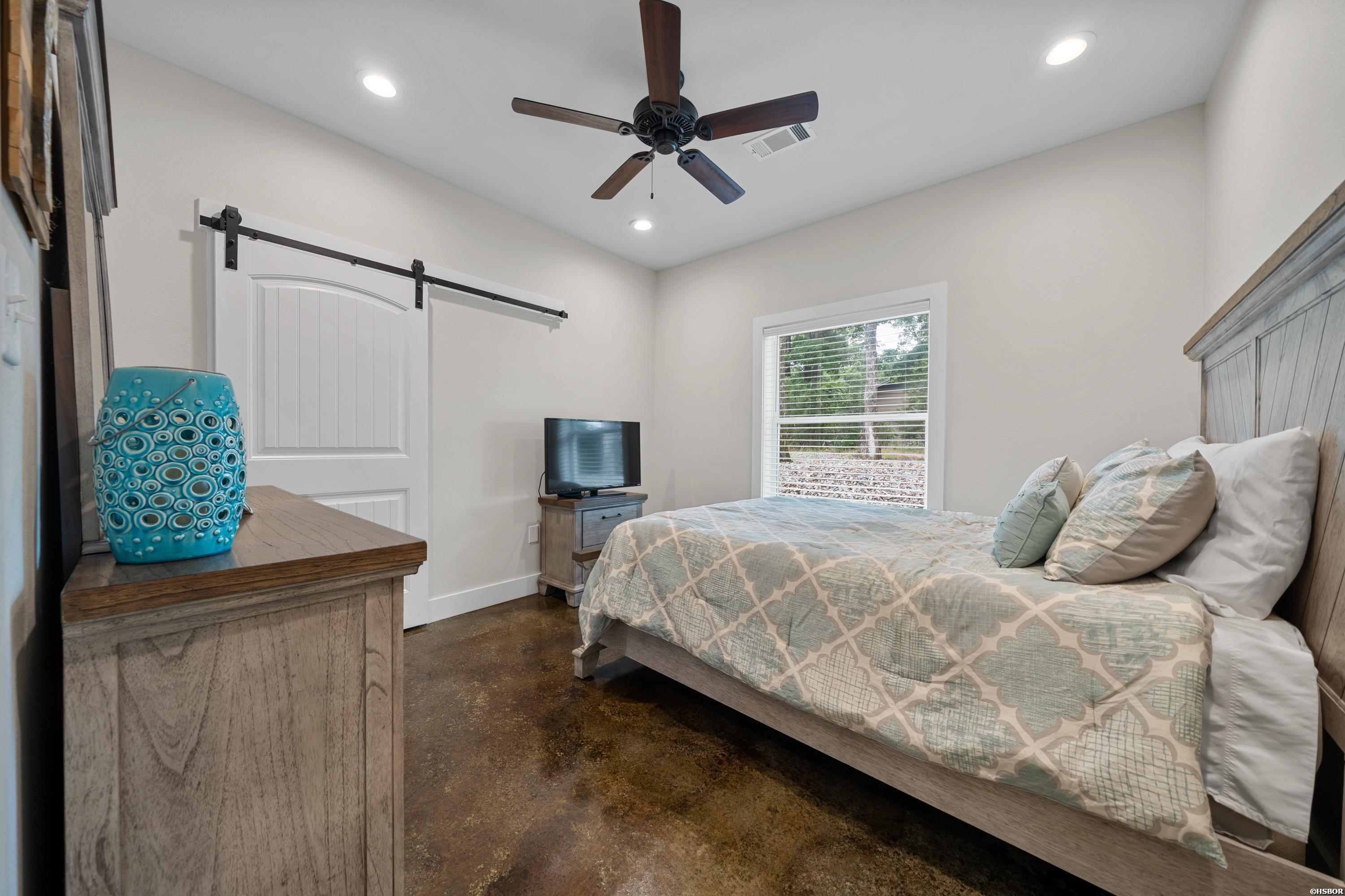 329 Woodview Lane Property Photo 17