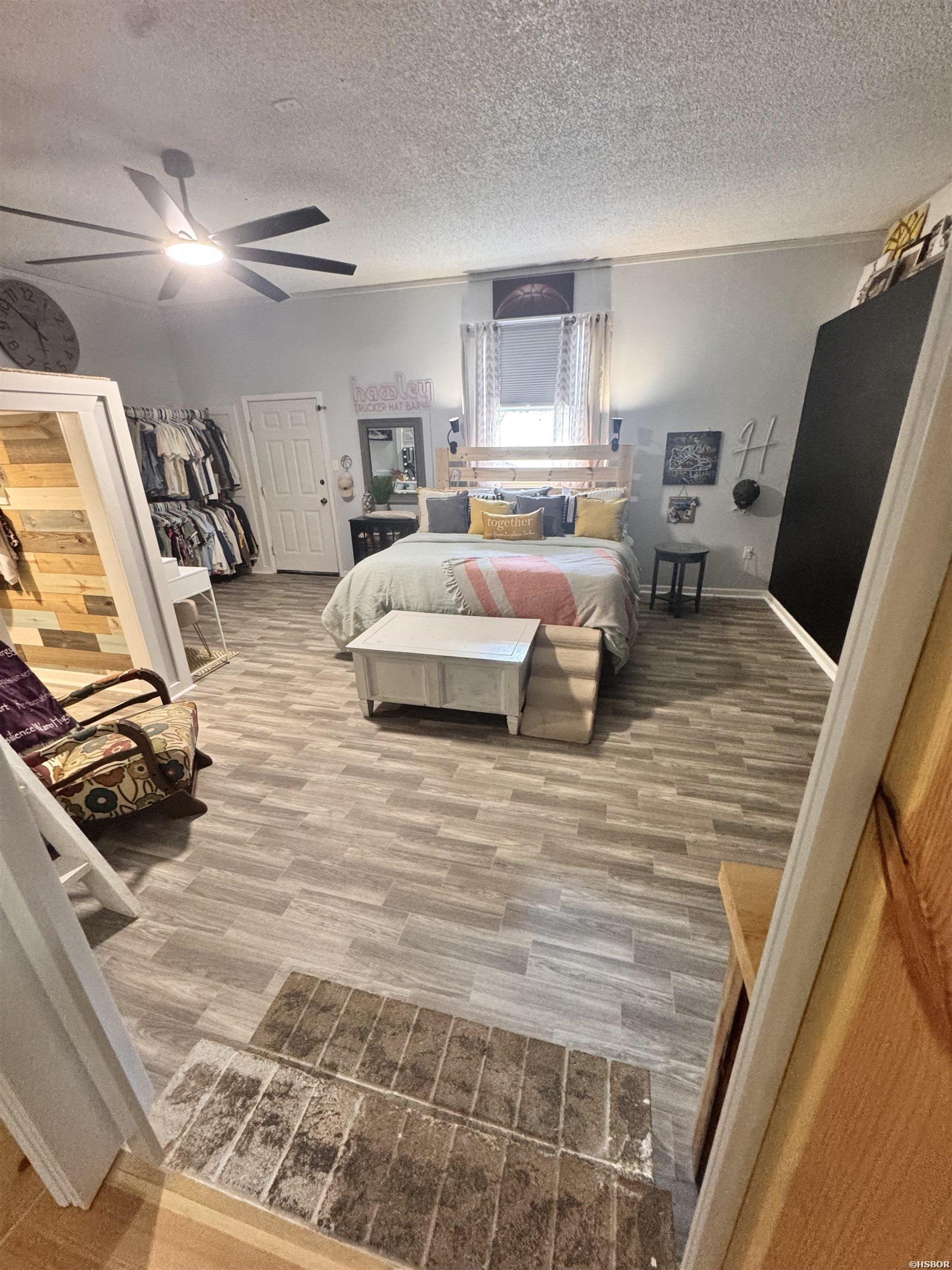 152 Chelle Street Property Photo 13