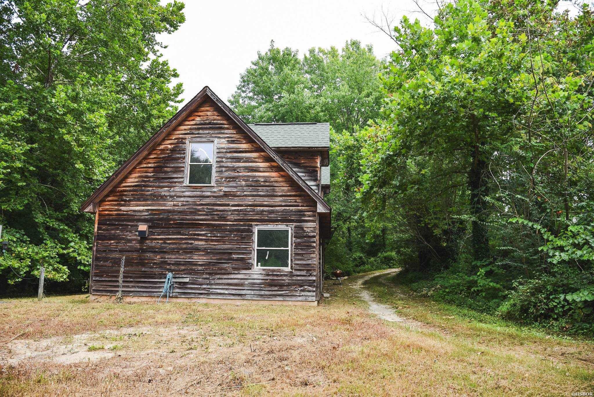 376 Lost Creek Road Property Photo 4