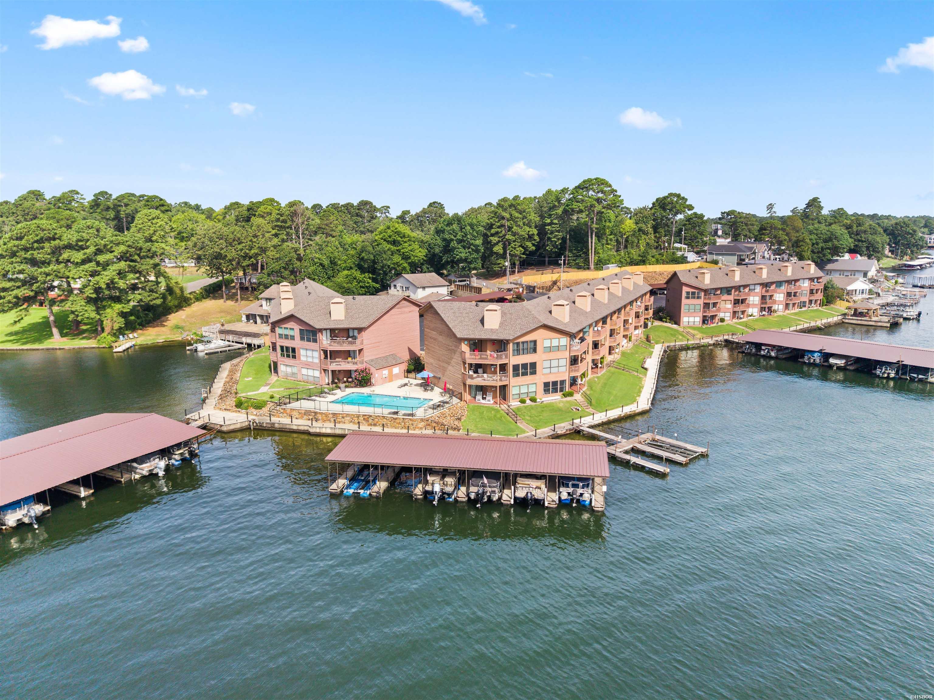 310 B-2 Kleinshore Drive Property Photo 4