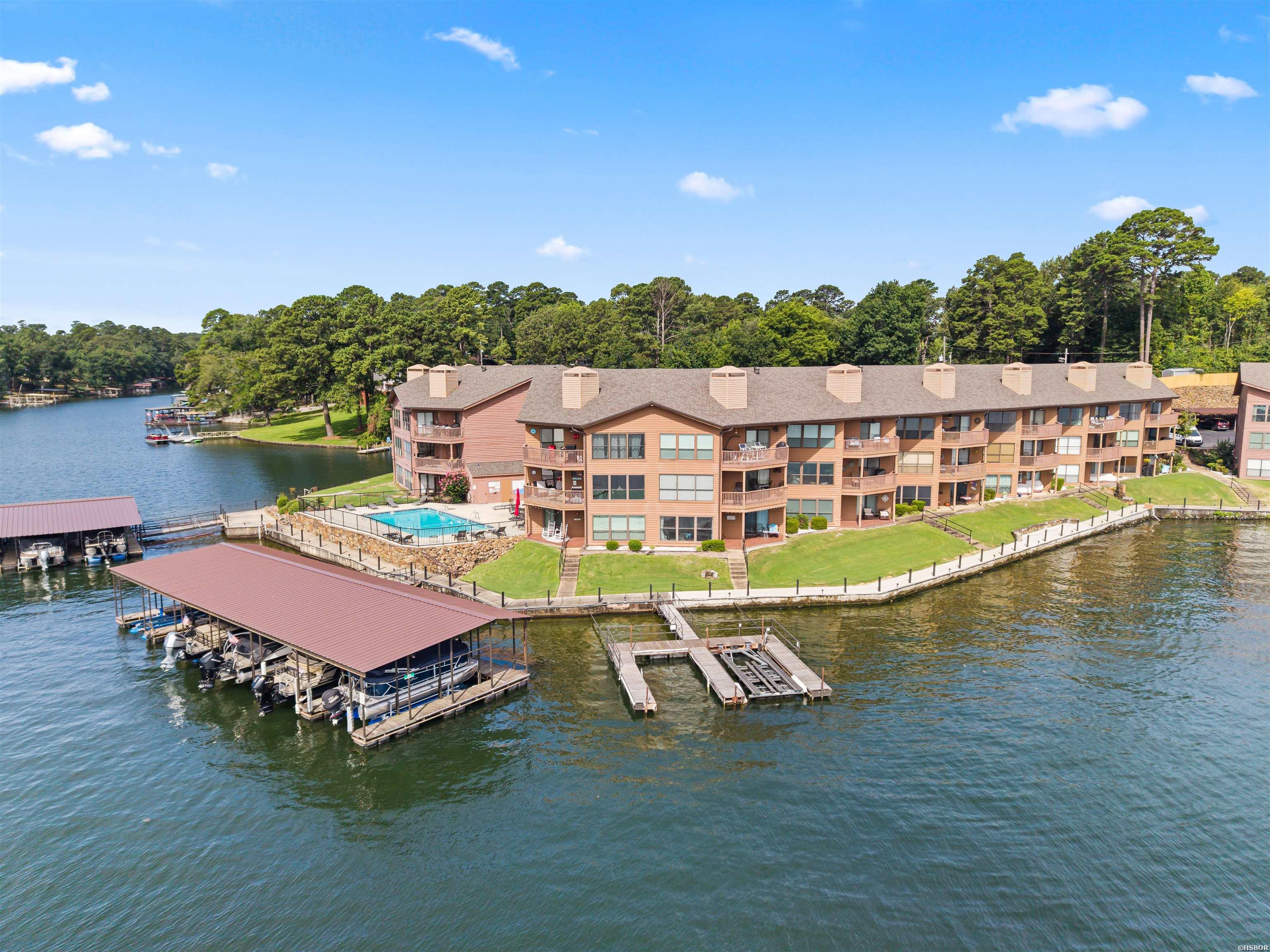 310 B-2 Kleinshore Drive Property Photo 5