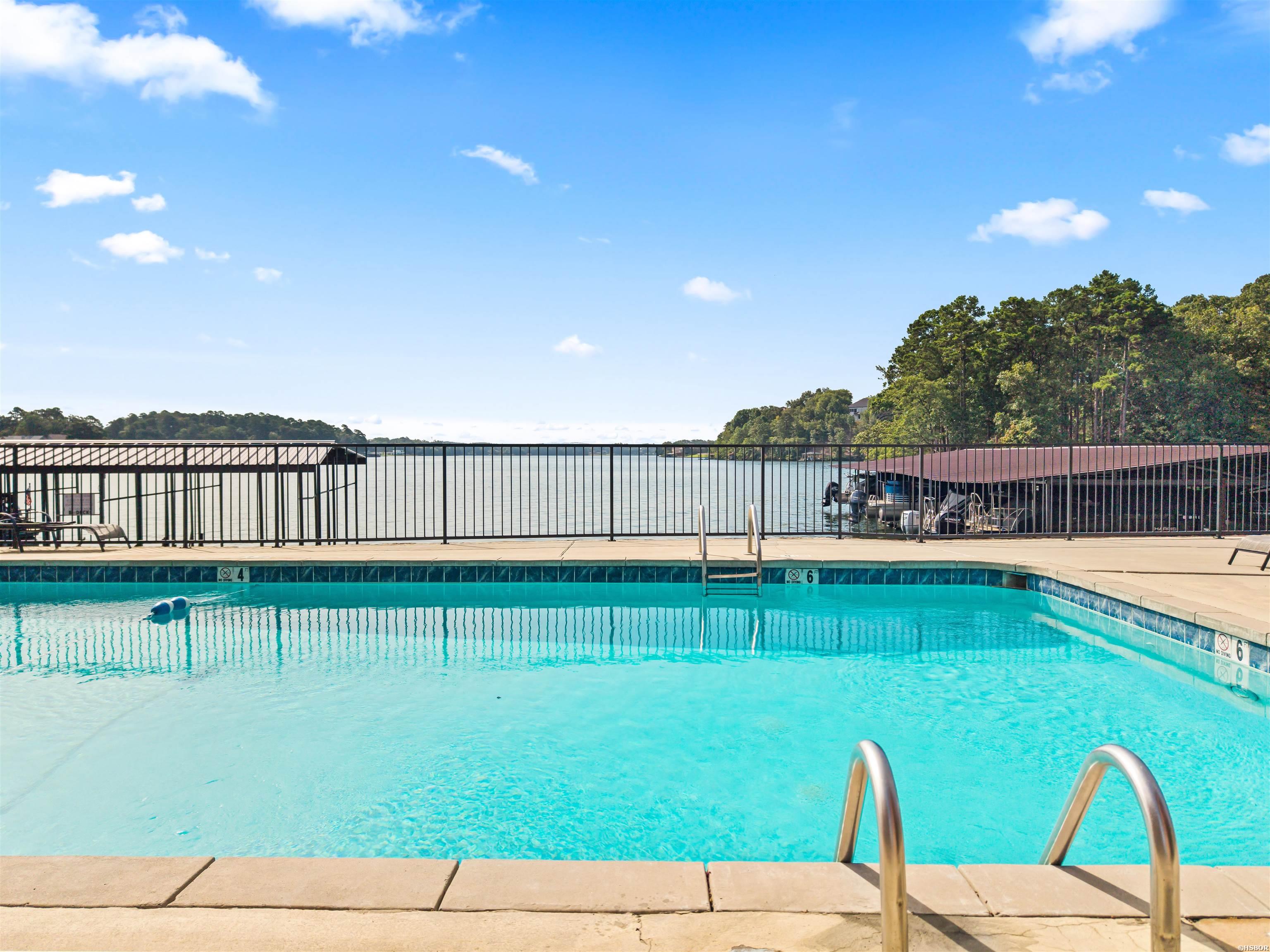 310 B-2 Kleinshore Drive Property Photo 10