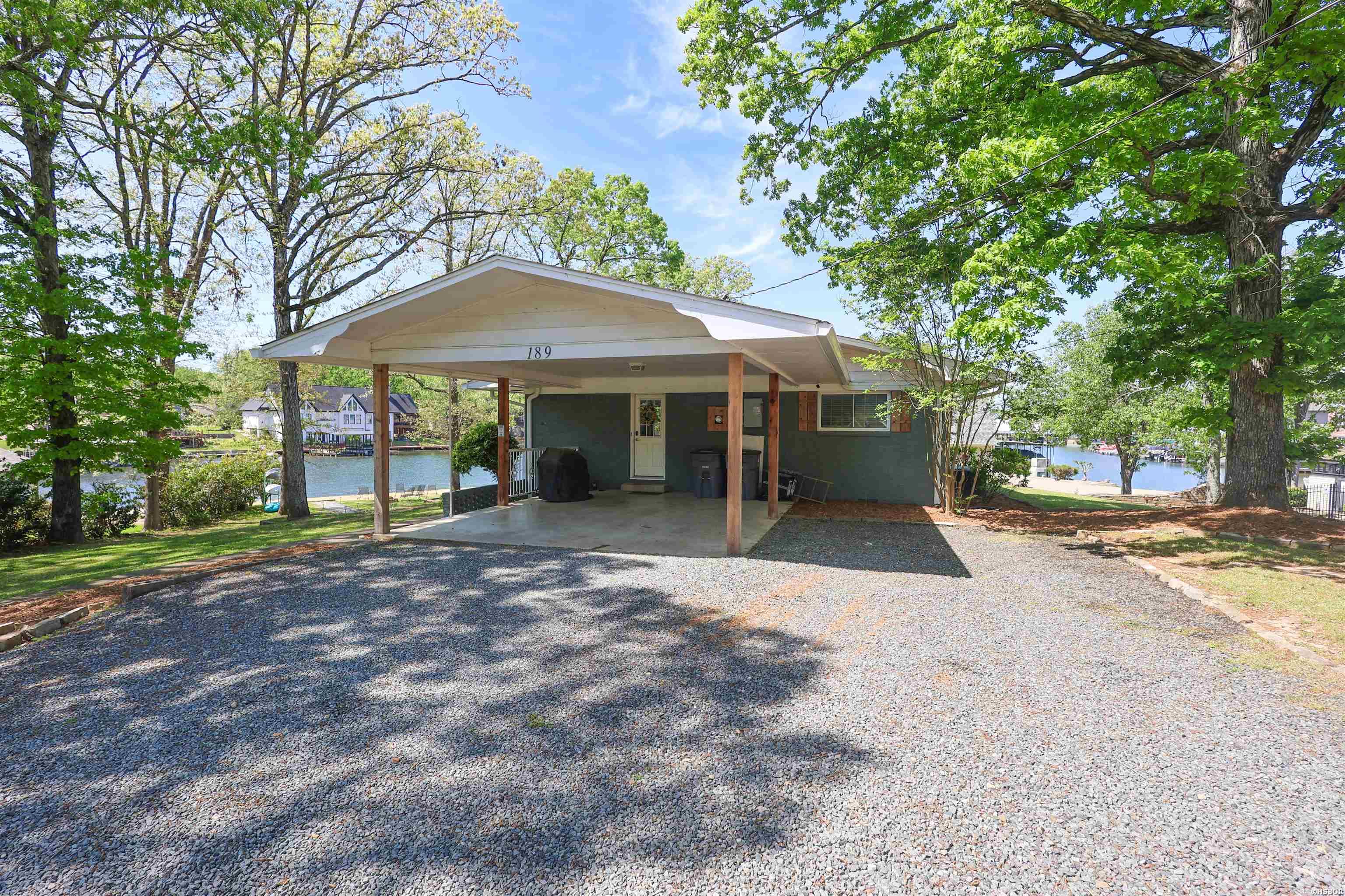 189 Bayshore Cove Property Photo 34
