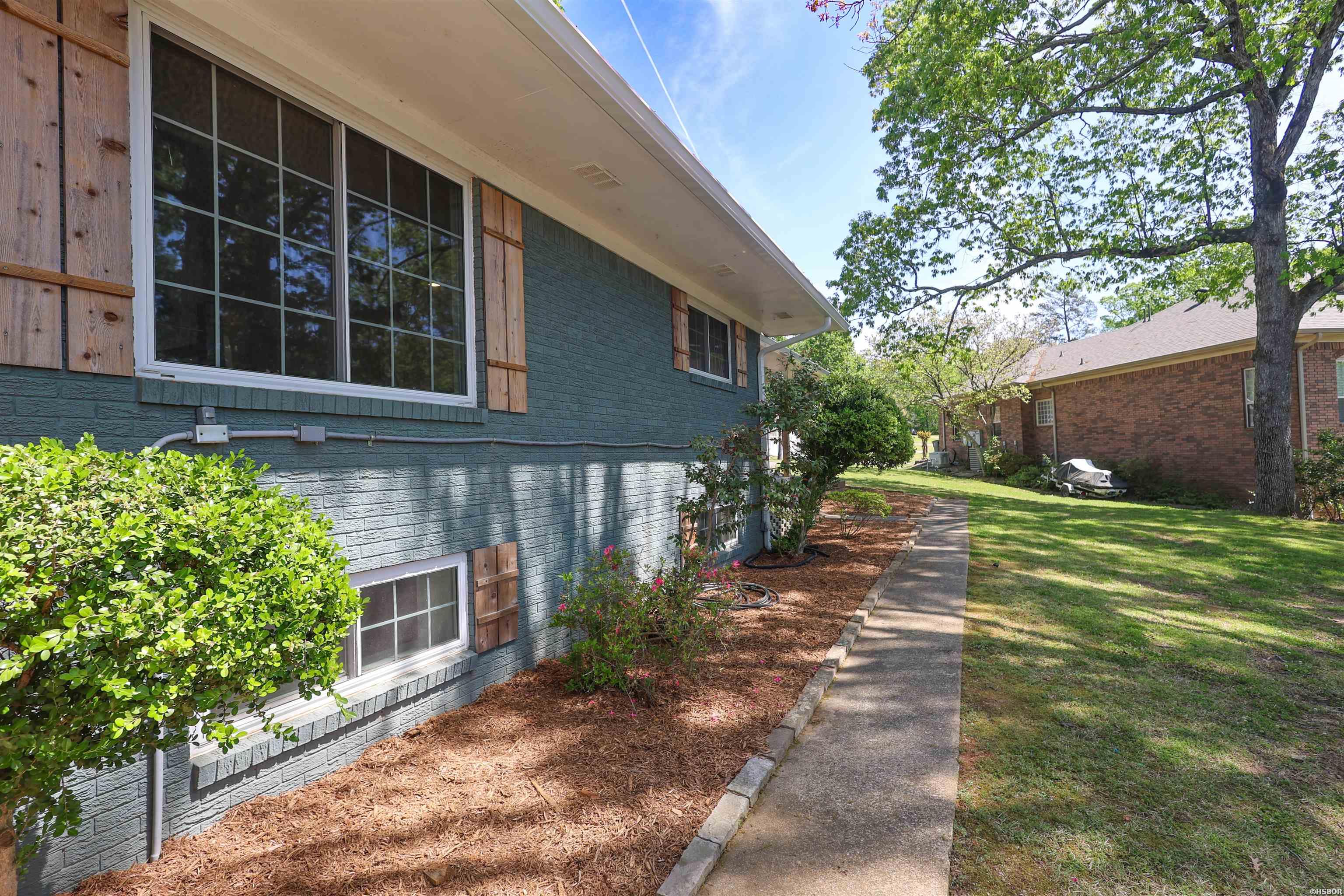 189 Bayshore Cove Property Photo 36