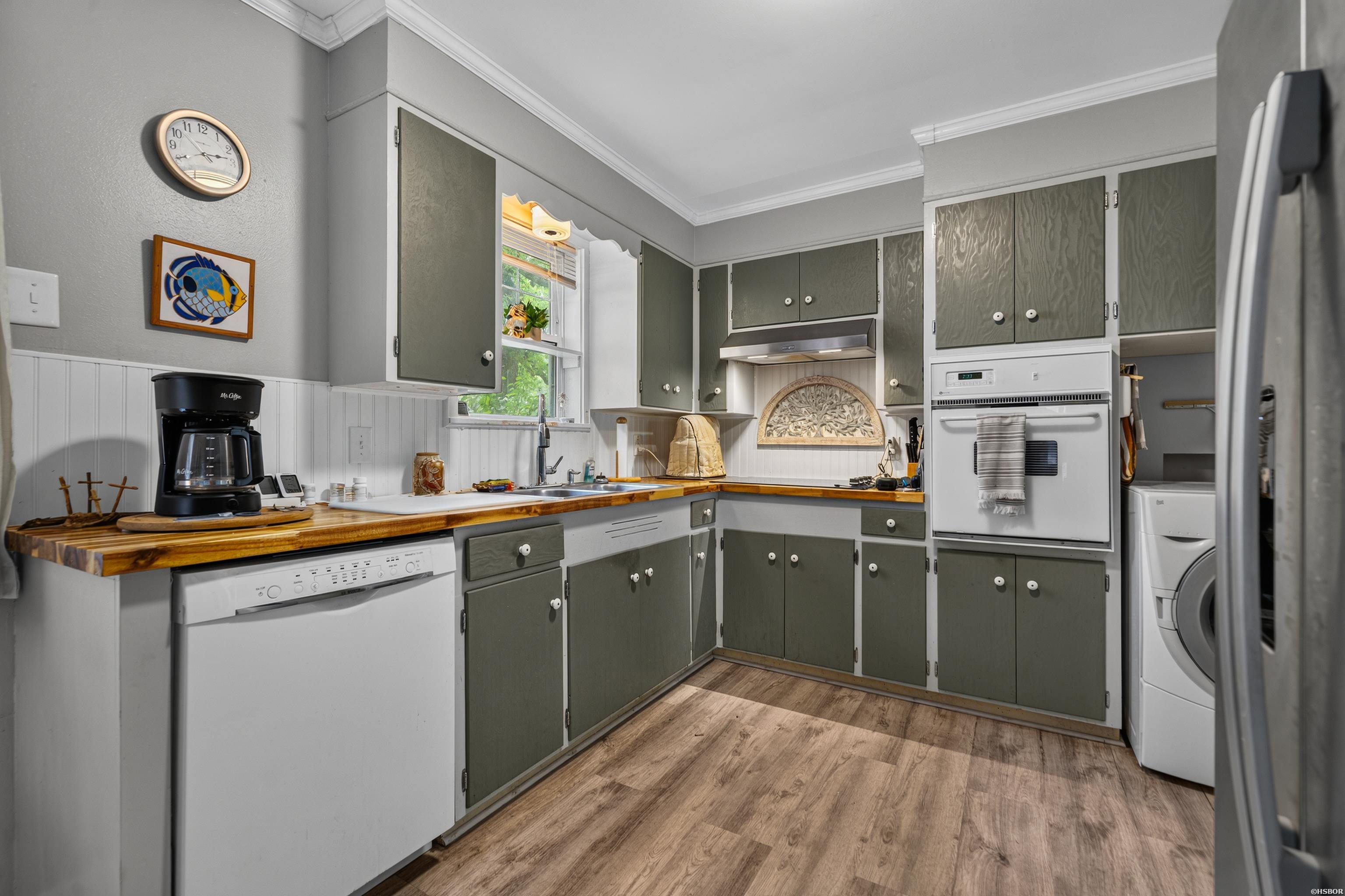130 Brundage Terrace Property Photo 15
