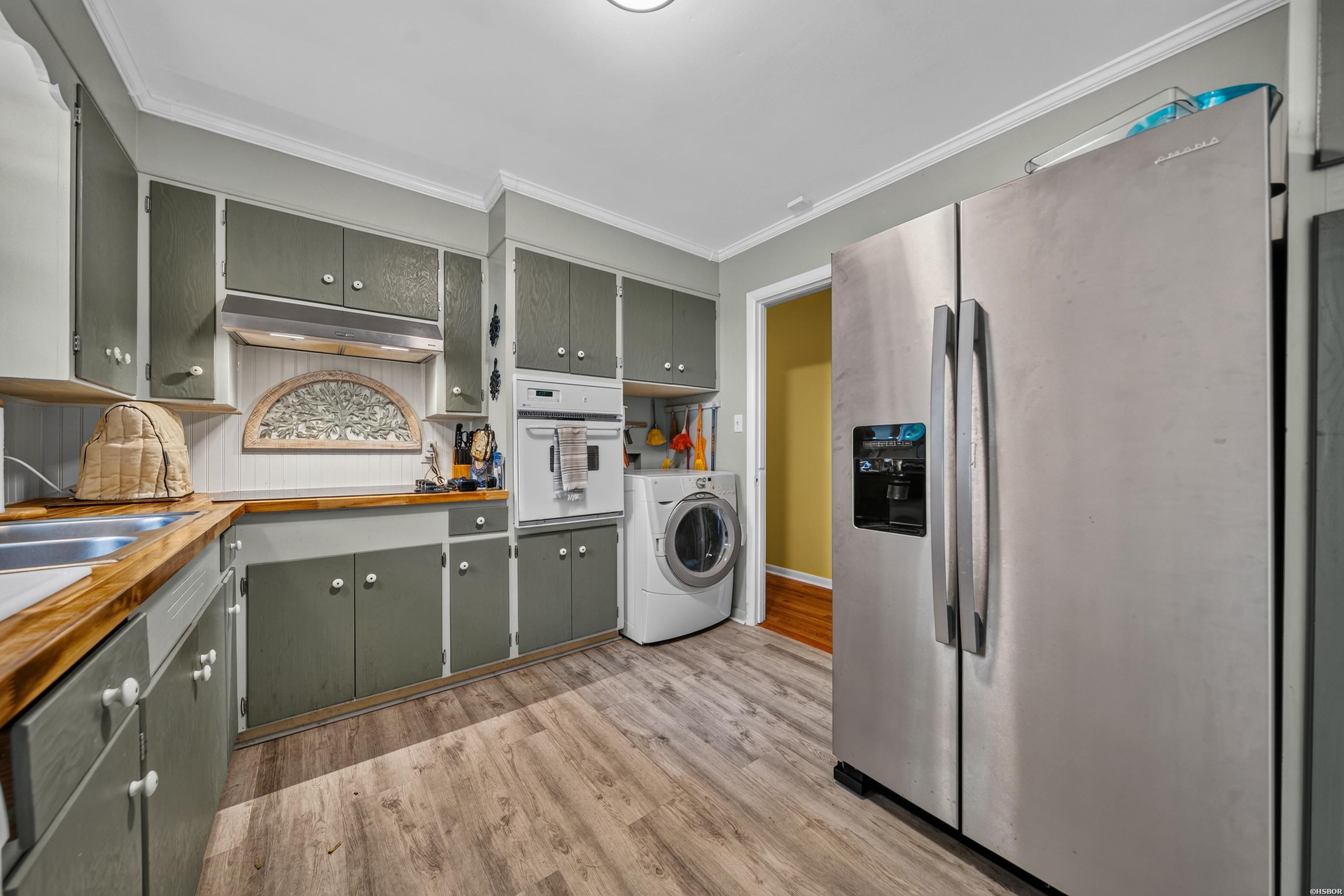 130 Brundage Terrace Property Photo 16