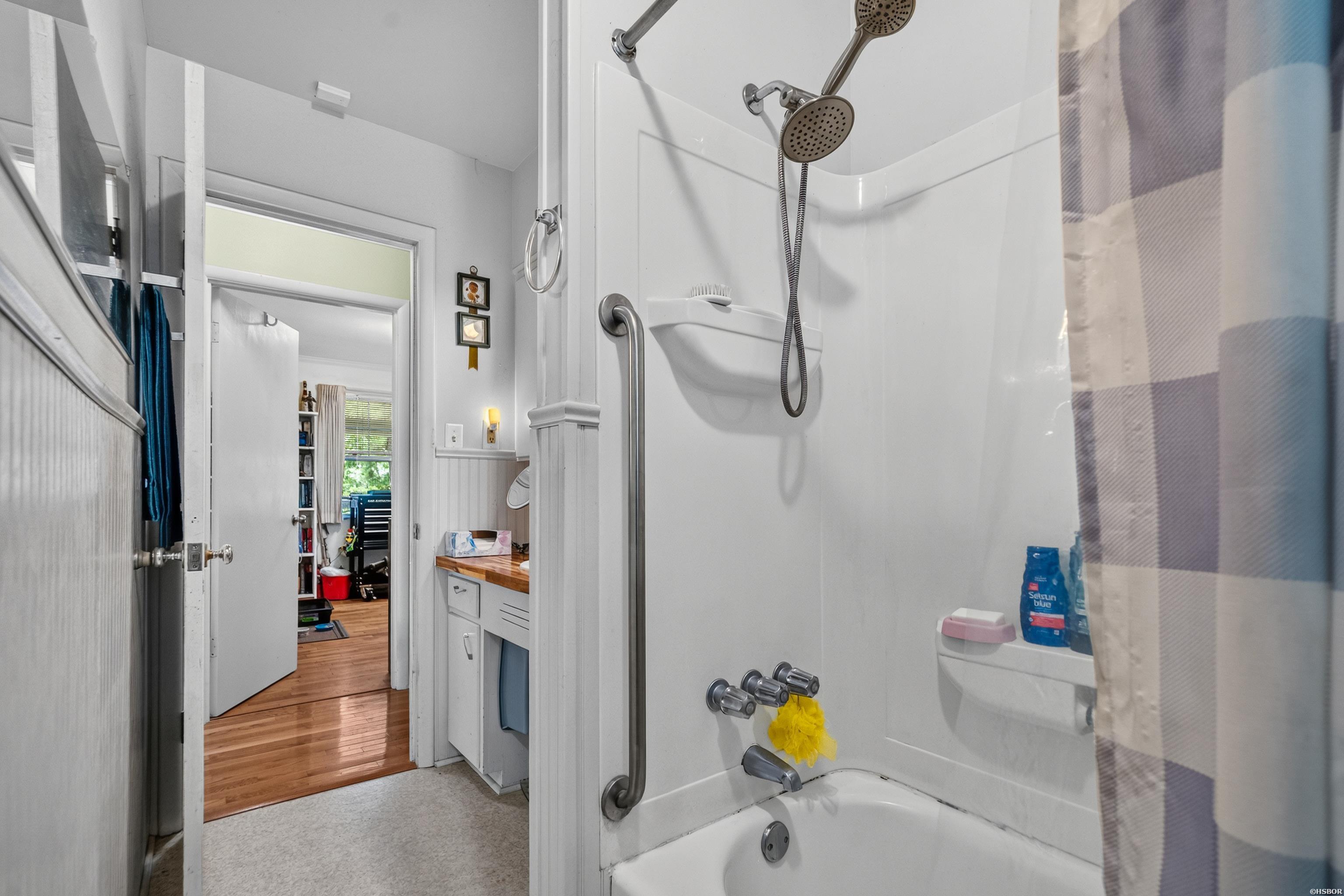 130 Brundage Terrace Property Photo 28