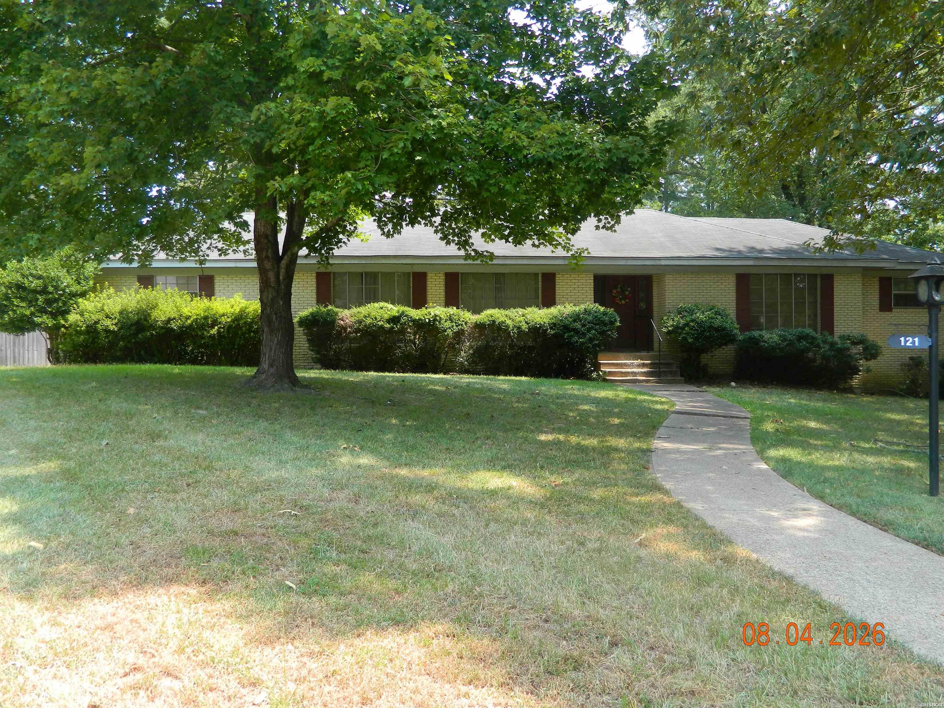 121 Leewood Property Photo 22