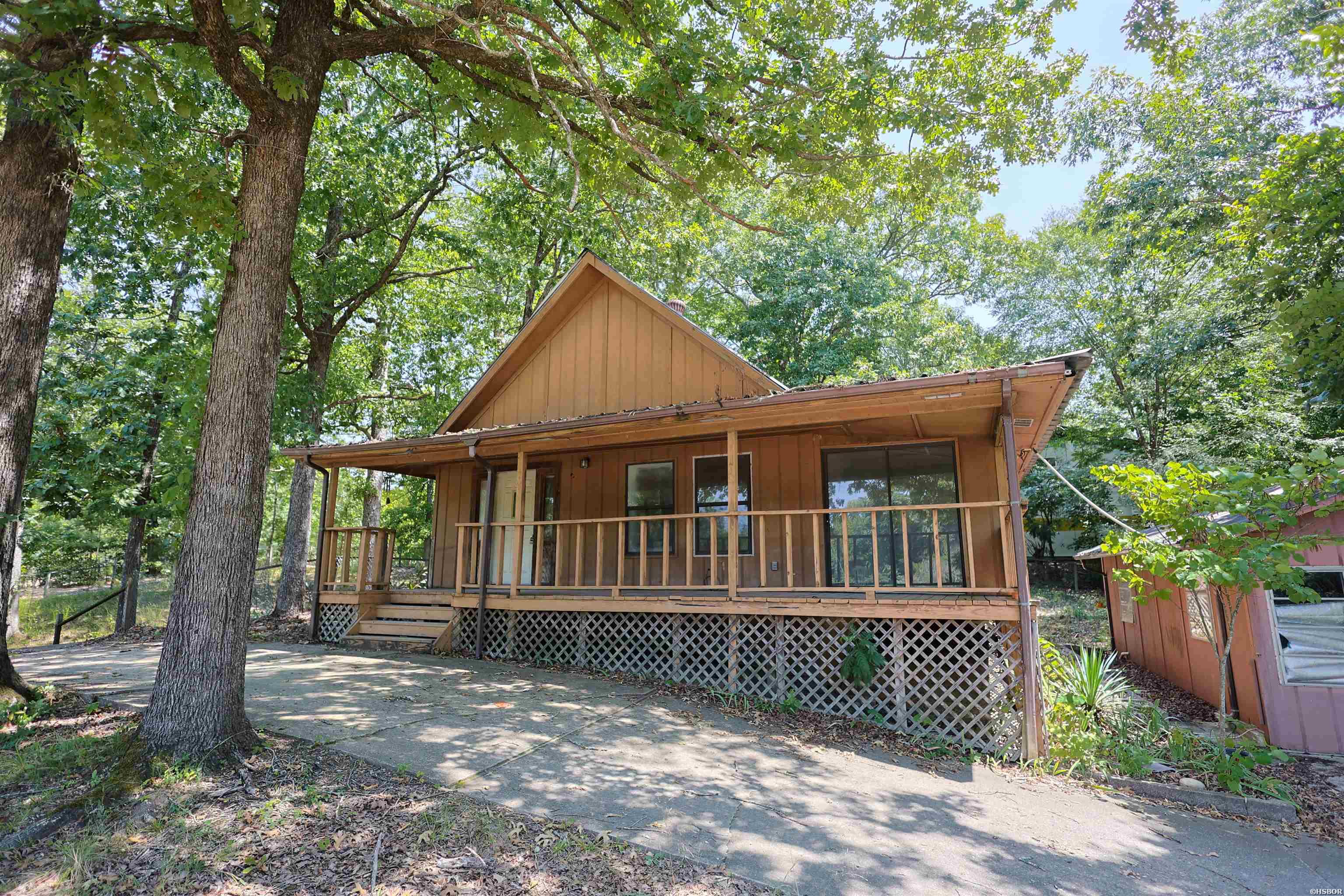 12 Cinnamon Lane Property Photo 3
