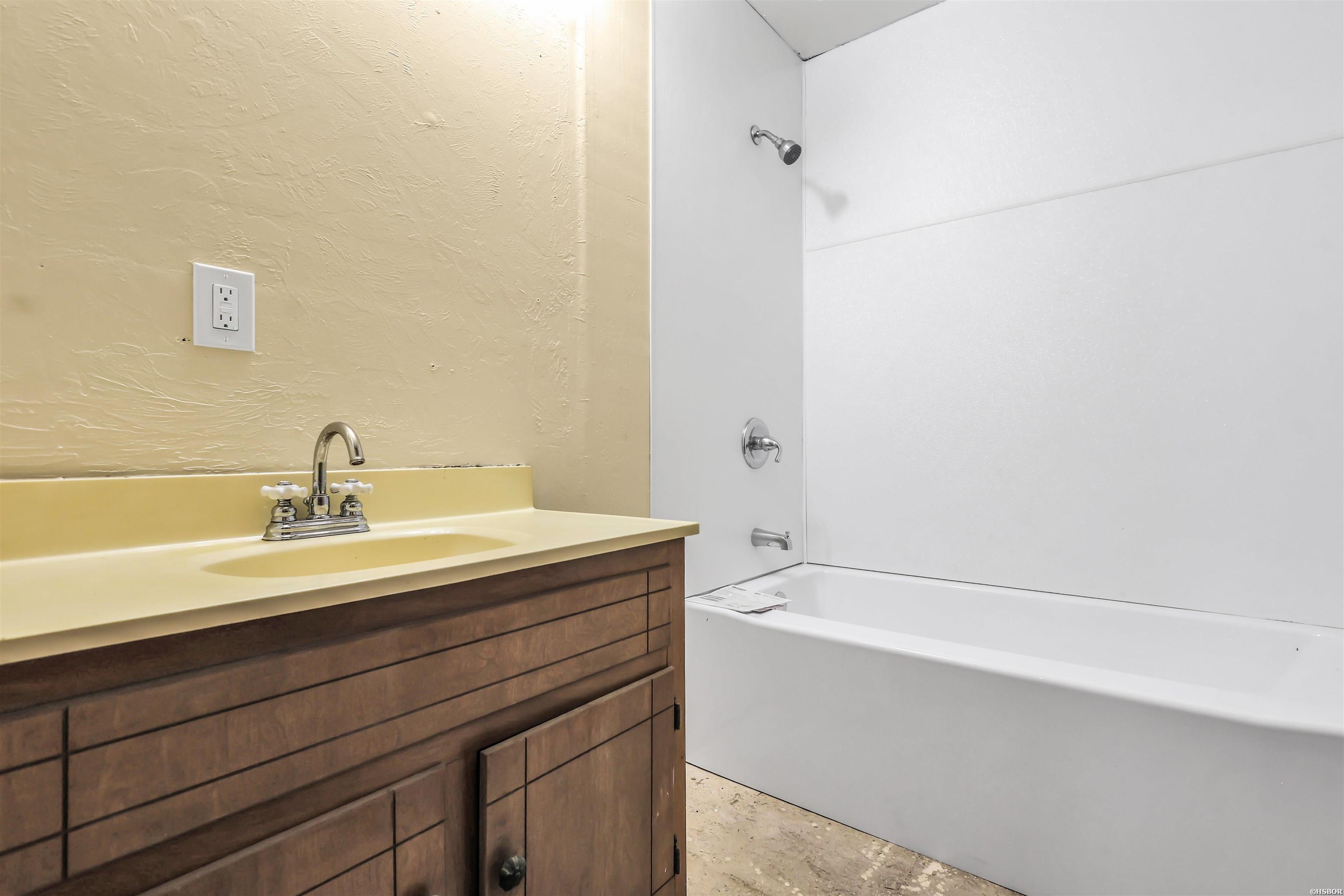 12 Cinnamon Lane Property Photo 19
