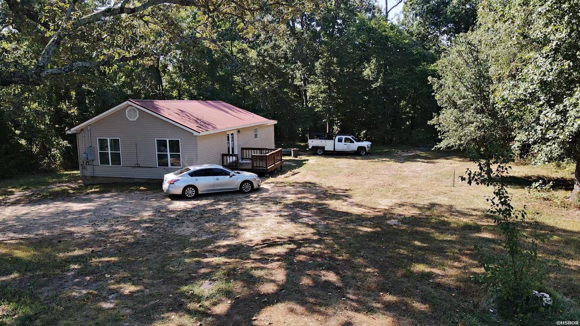 307 Lower Lake Road Property Photo 2