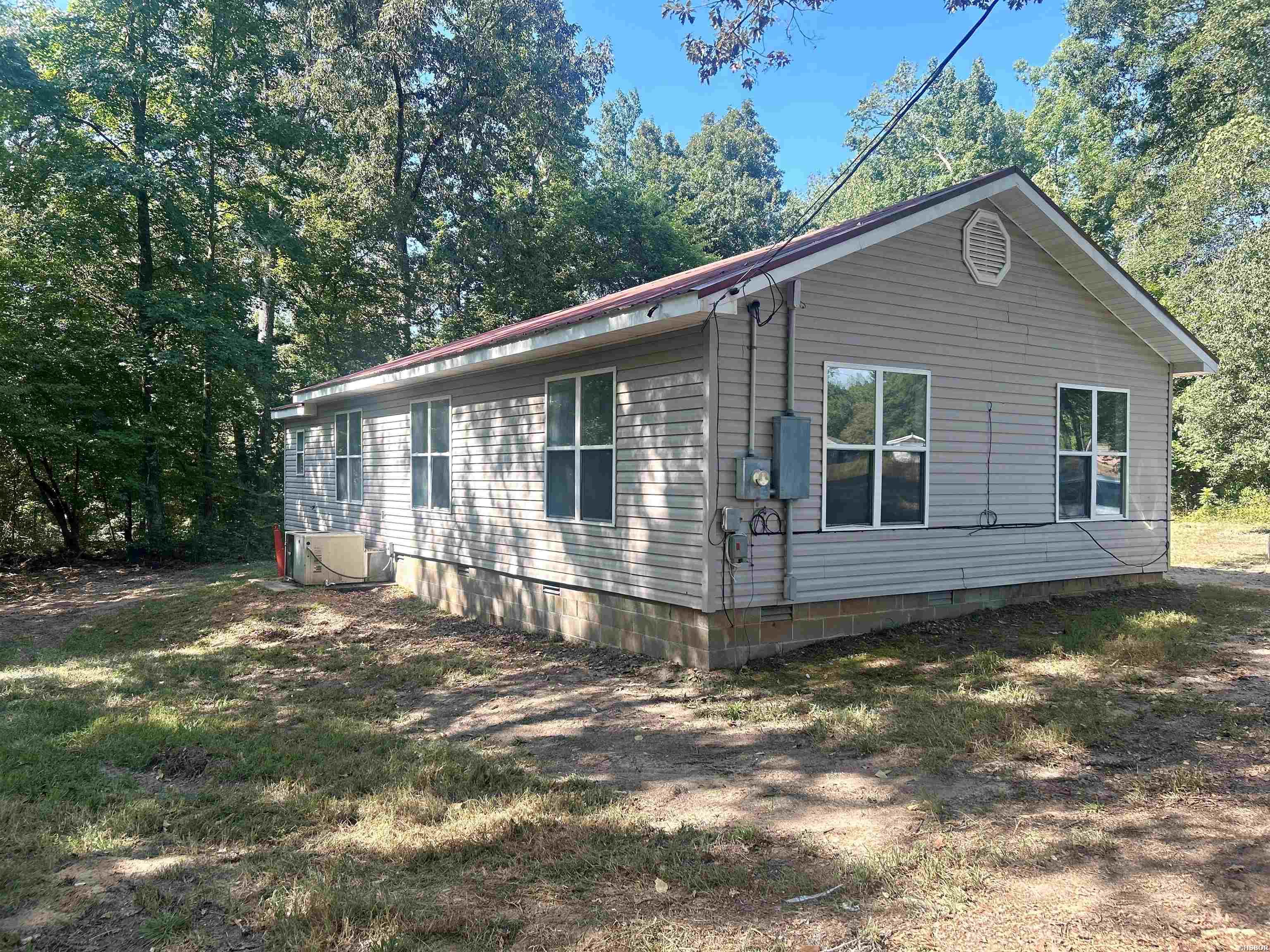 307 Lower Lake Road Property Photo 7
