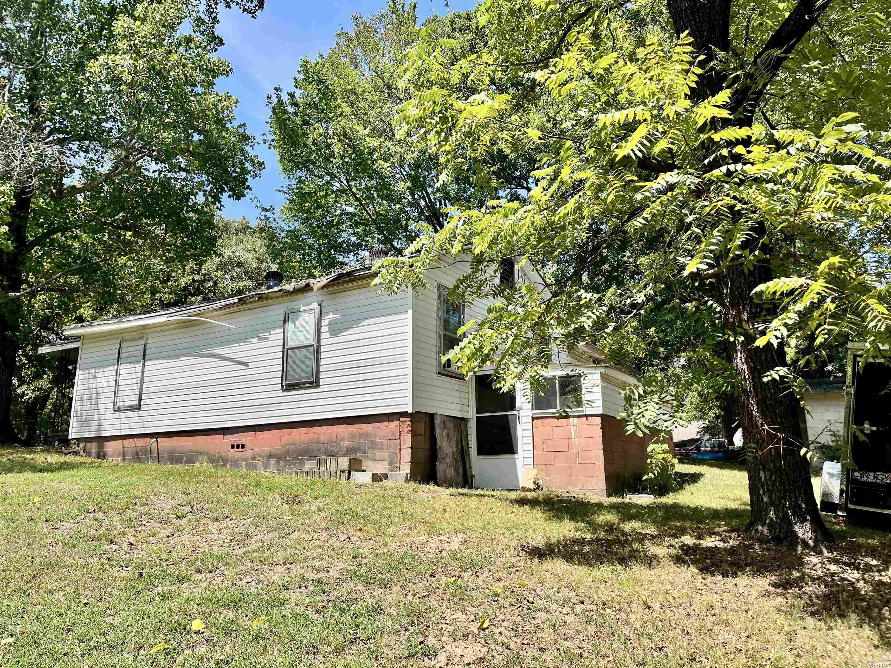 109 Gibbs Property Photo 13