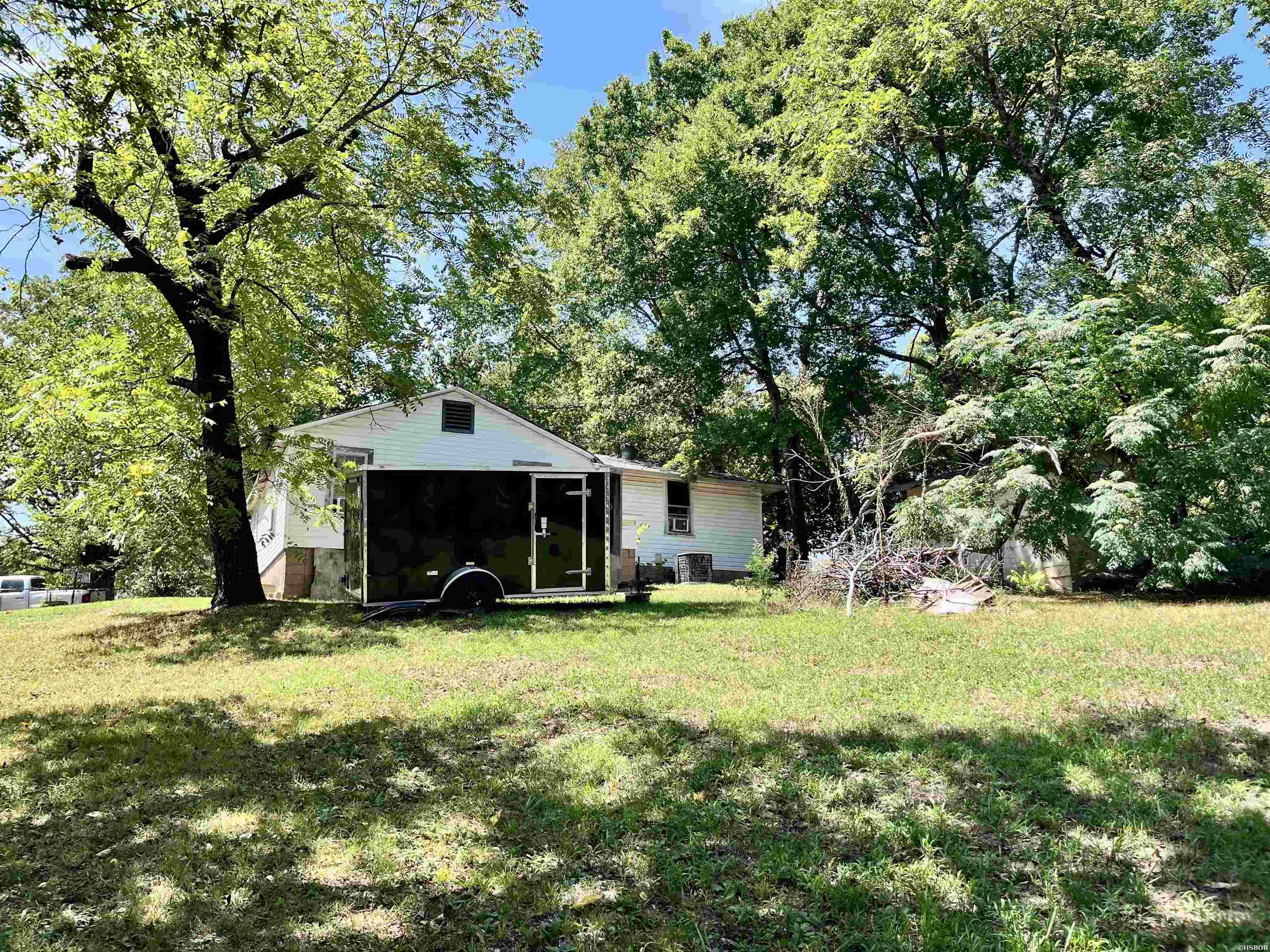 109 Gibbs Property Photo 14