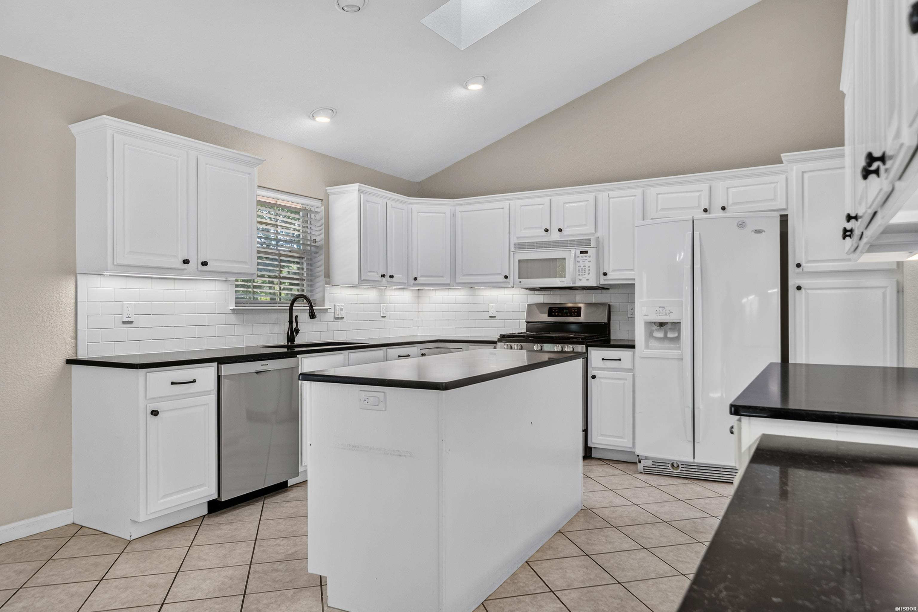 100 Forest View Court Property Photo 13