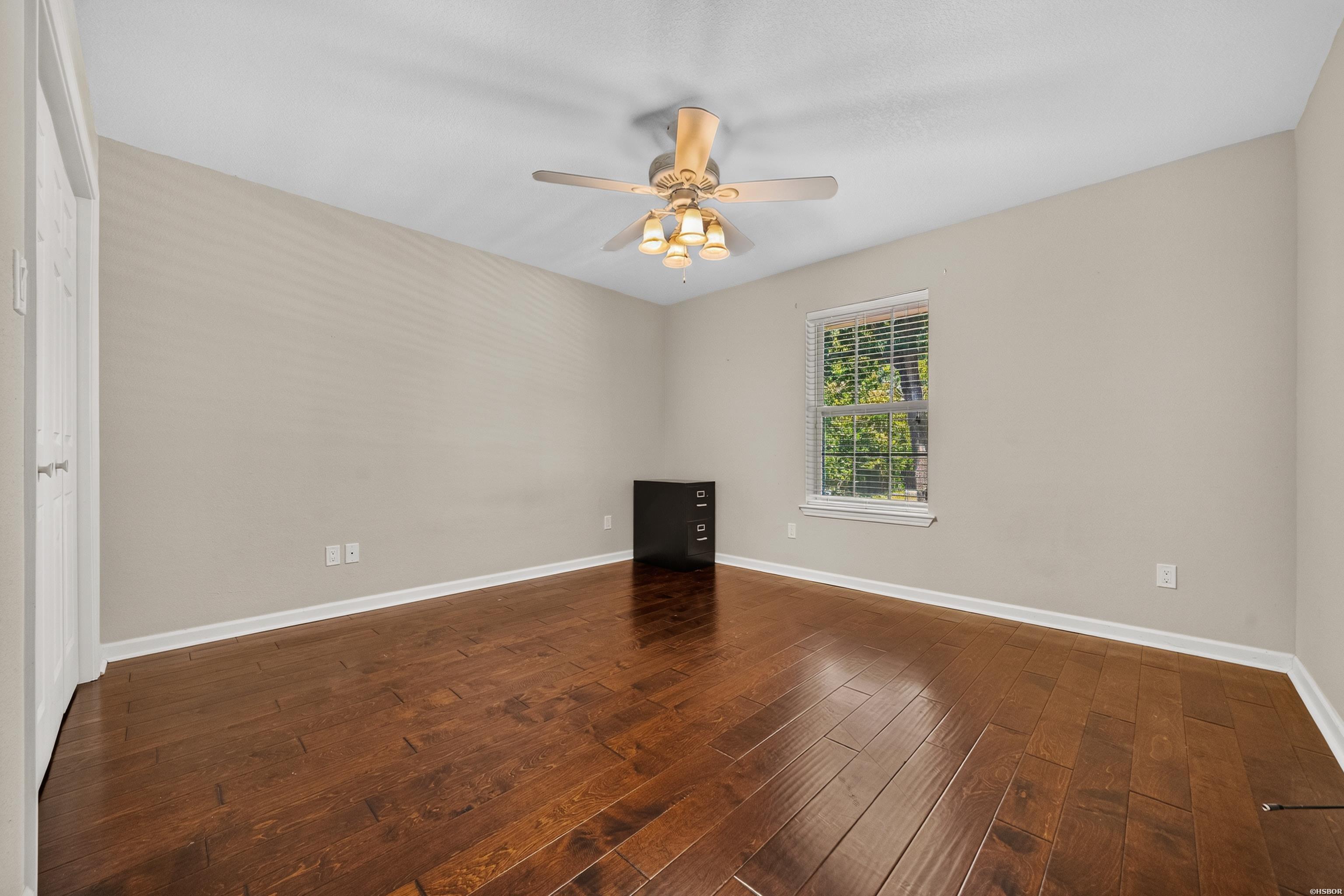100 Forest View Court Property Photo 28