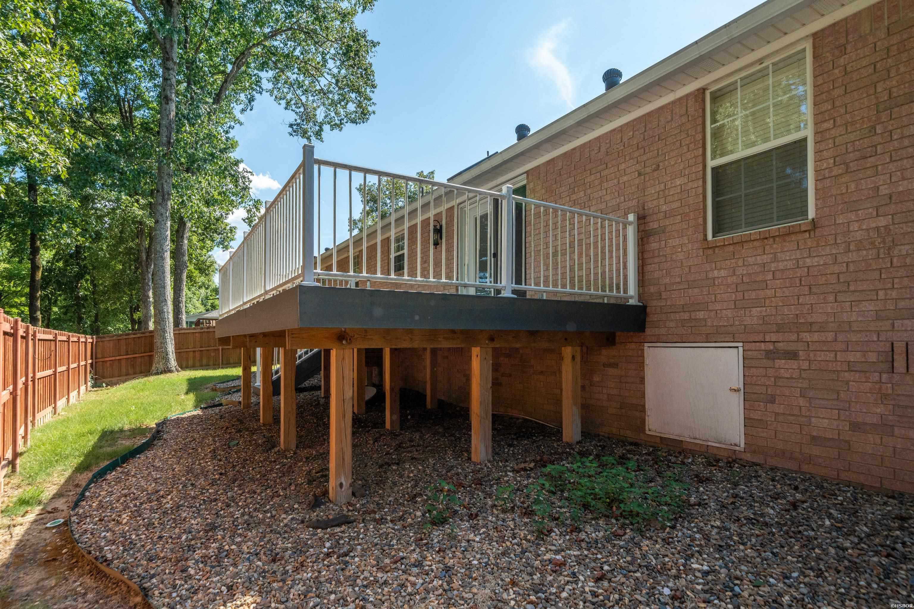 100 Forest View Court Property Photo 42