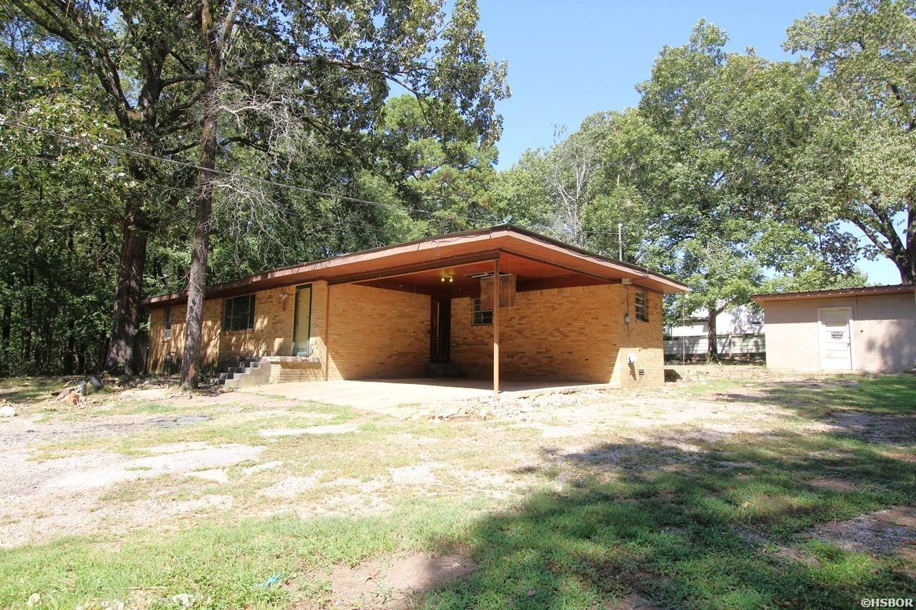 2218 Lakeshore Drive Property Photo 3