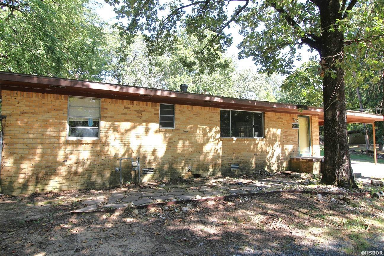 2218 Lakeshore Drive Property Photo 6