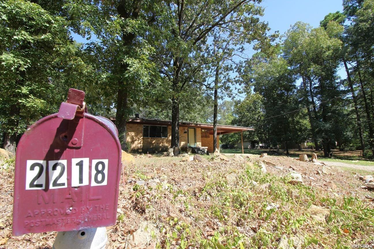 2218 Lakeshore Drive Property Photo 8