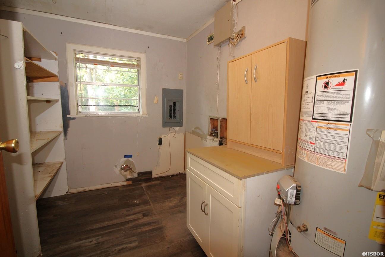 2218 Lakeshore Drive Property Photo 18