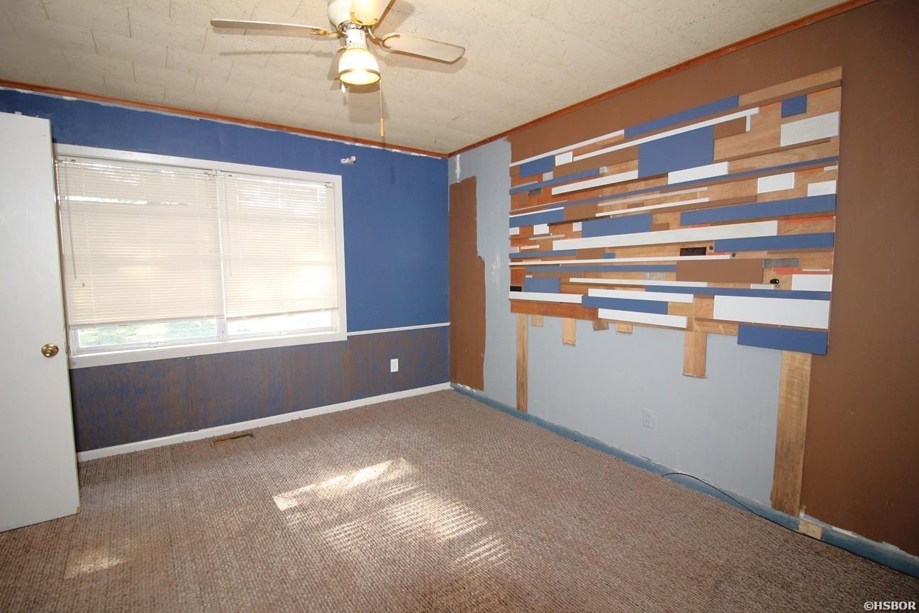 2218 Lakeshore Drive Property Photo 19