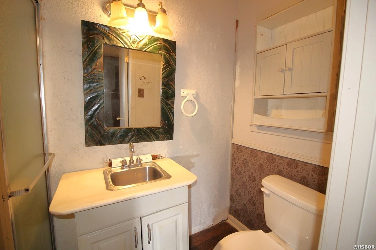 2218 Lakeshore Drive Property Photo 21