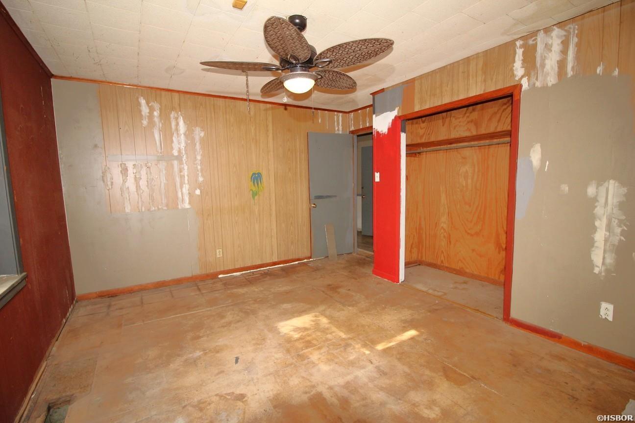 2218 Lakeshore Drive Property Photo 26