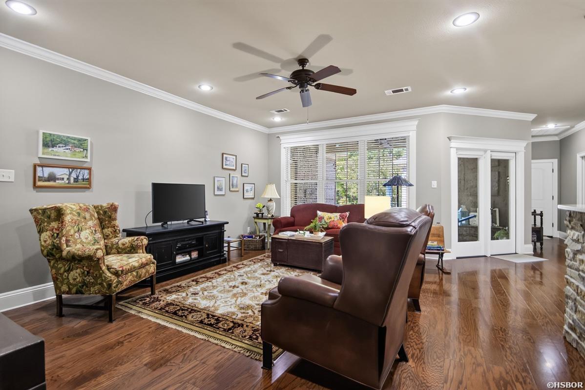 146 Gardens Gate Property Photo 6