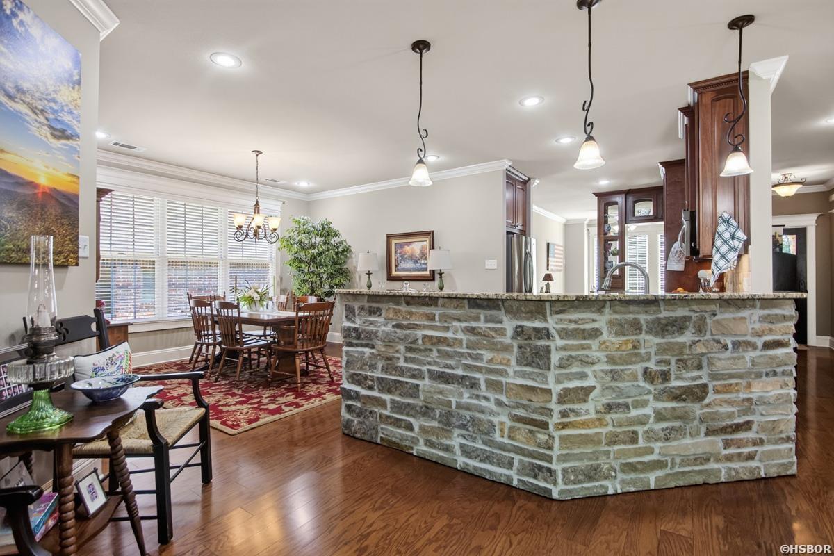 146 Gardens Gate Property Photo 10