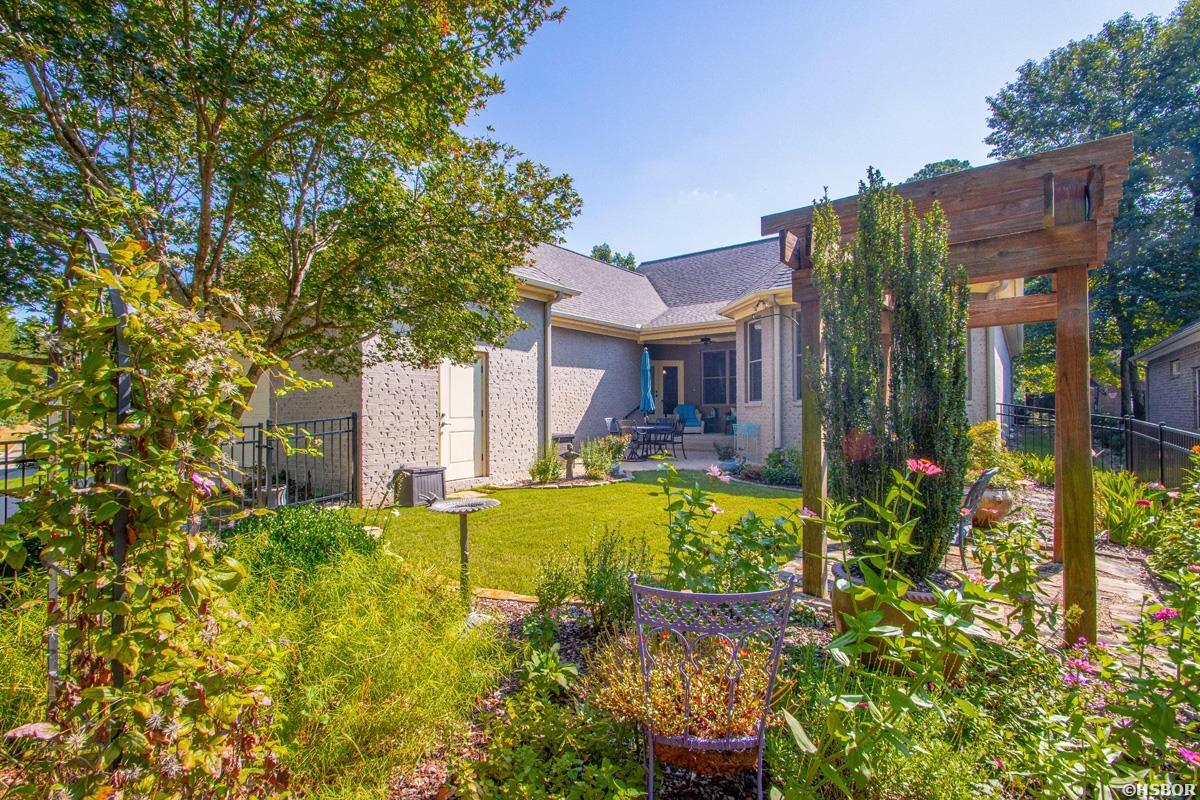 146 Gardens Gate Property Photo 35
