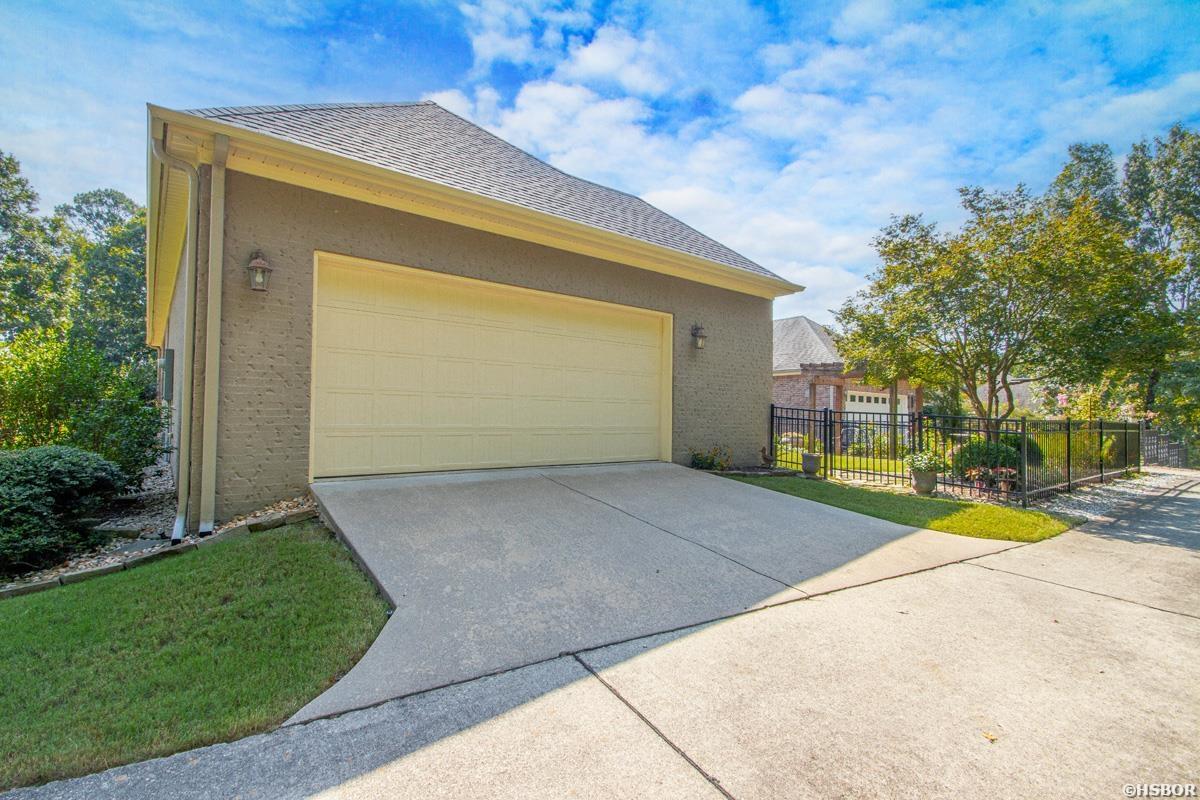 146 Gardens Gate Property Photo 38