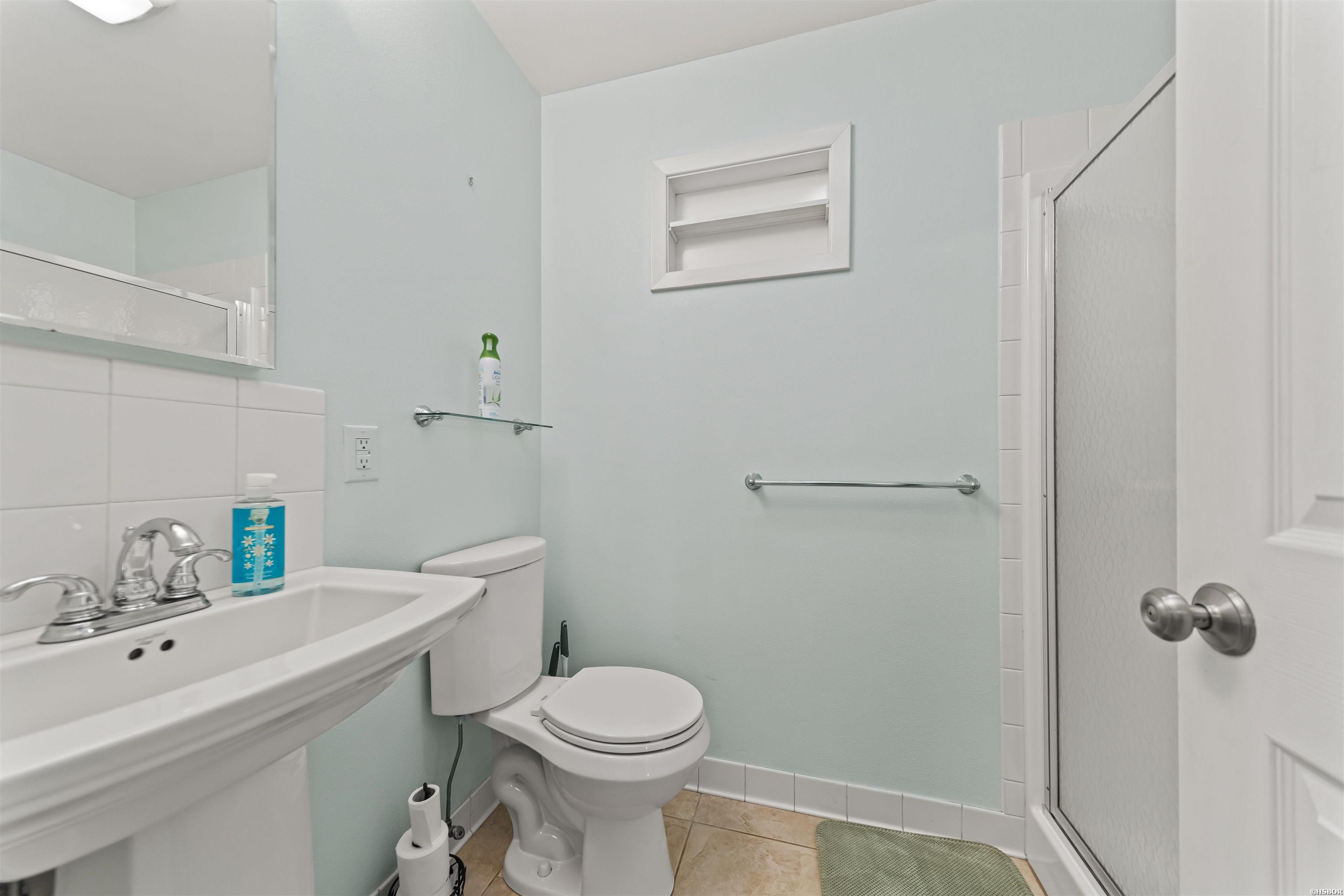 121 Lakehill Lane Property Photo 13